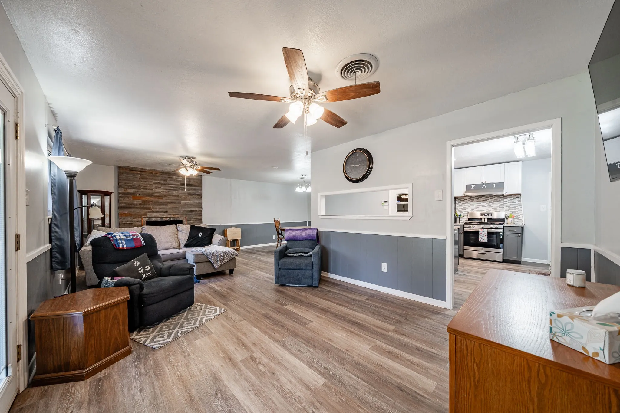 Single Family Residence For Sale in Taylor County , 4350 MARY LOU, Abilene, Texas 79606, 3 Bedroom, 2 Bathroom, 1 Garage spaces, 1,688 Sqft, built in 1963, mls#21328119, Real Estate Agent in Abilene, Homes For Sale in Taylor county, Homes For Sale in Abilene, Realtor in Abilene Texas, Real Estate Brokerage Independent Realty Texas, Luminita Cordes Realtor