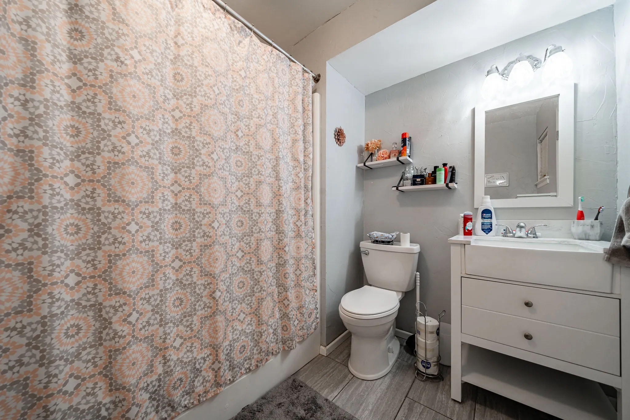 Single Family Residence For Sale in Taylor County , 4350 MARY LOU, Abilene, Texas 79606, 3 Bedroom, 2 Bathroom, 1 Garage spaces, 1,688 Sqft, built in 1963, mls#21328119, Real Estate Agent in Abilene, Homes For Sale in Taylor county, Homes For Sale in Abilene, Realtor in Abilene Texas, Real Estate Brokerage Independent Realty Texas, Luminita Cordes Realtor