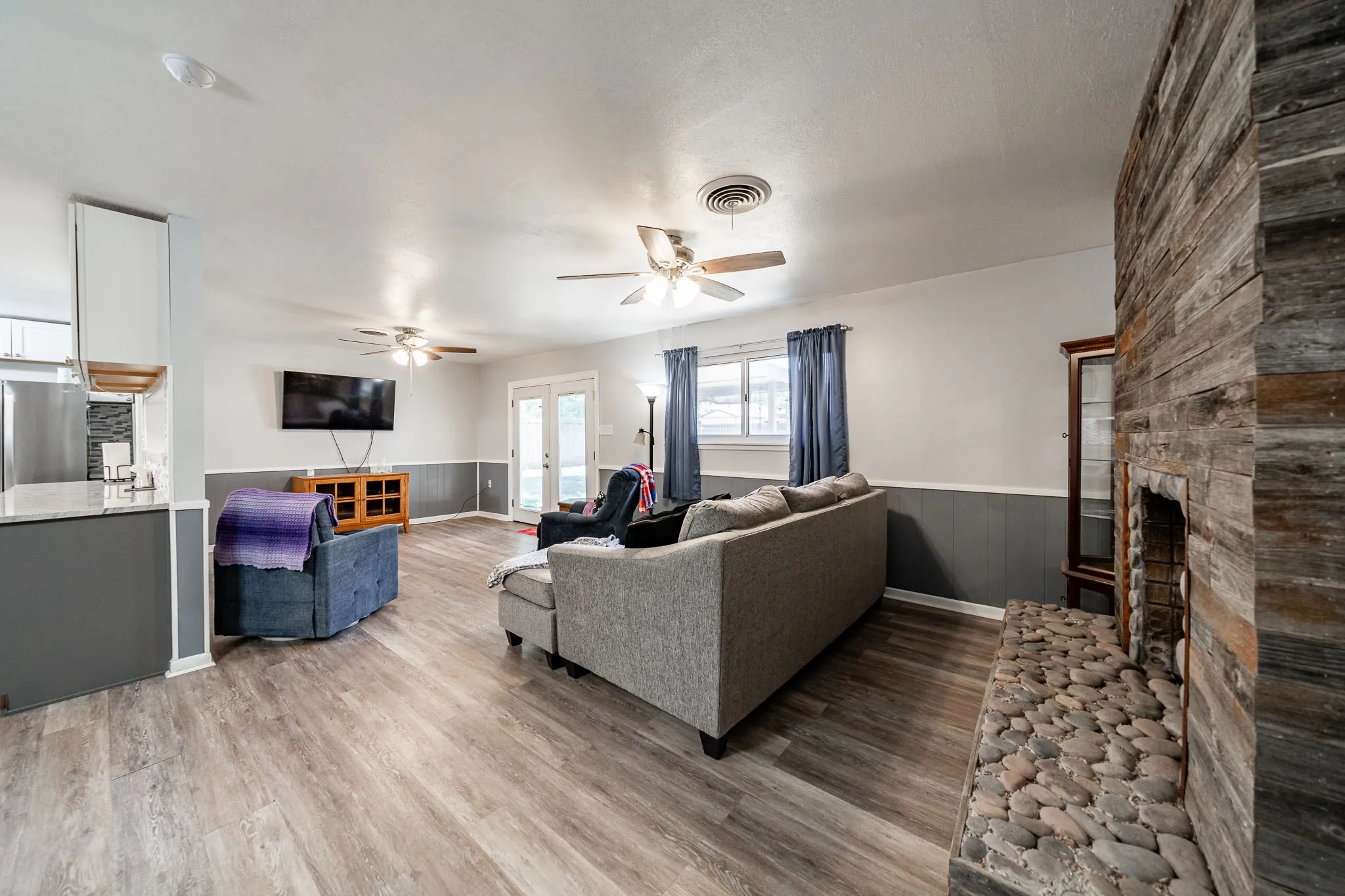 Single Family Residence For Sale in Taylor County , 4350 MARY LOU, Abilene, Texas 79606, 3 Bedroom, 2 Bathroom, 1 Garage spaces, 1,688 Sqft, built in 1963, mls#21328119, Real Estate Agent in Abilene, Homes For Sale in Taylor county, Homes For Sale in Abilene, Realtor in Abilene Texas, Real Estate Brokerage Independent Realty Texas, Luminita Cordes Realtor