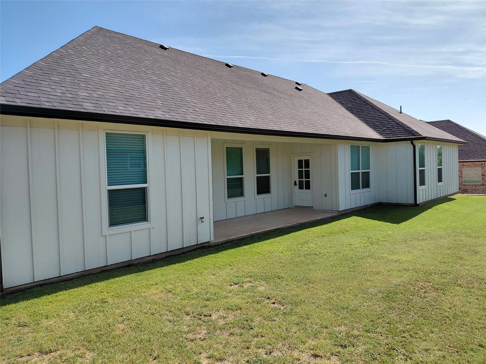 Single Family Residence For Sale in Cooke County , 604 E 4th Street, Muenster, Texas 76252, 4 Bedroom, 3 Bathroom, 2 Garage spaces, 2,029 Sqft, built in 2023, mls#21328741, Real Estate Agent in Muenster, Homes For Sale in Cooke county, Homes For Sale in Muenster, Realtor in Muenster Texas, Real Estate Brokerage Independent Realty Texas, Luminita Cordes Realtor
