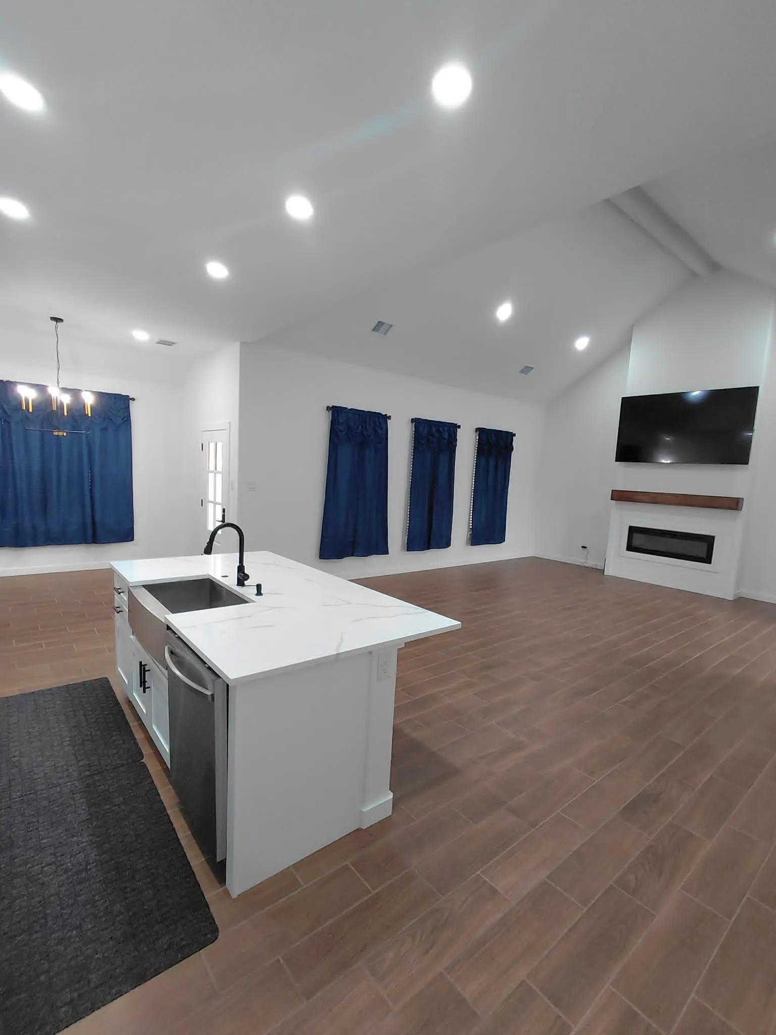 Single Family Residence For Sale in Cooke County , 604 E 4th Street, Muenster, Texas 76252, 4 Bedroom, 3 Bathroom, 2 Garage spaces, 2,029 Sqft, built in 2023, mls#21328741, Real Estate Agent in Muenster, Homes For Sale in Cooke county, Homes For Sale in Muenster, Realtor in Muenster Texas, Real Estate Brokerage Independent Realty Texas, Luminita Cordes Realtor