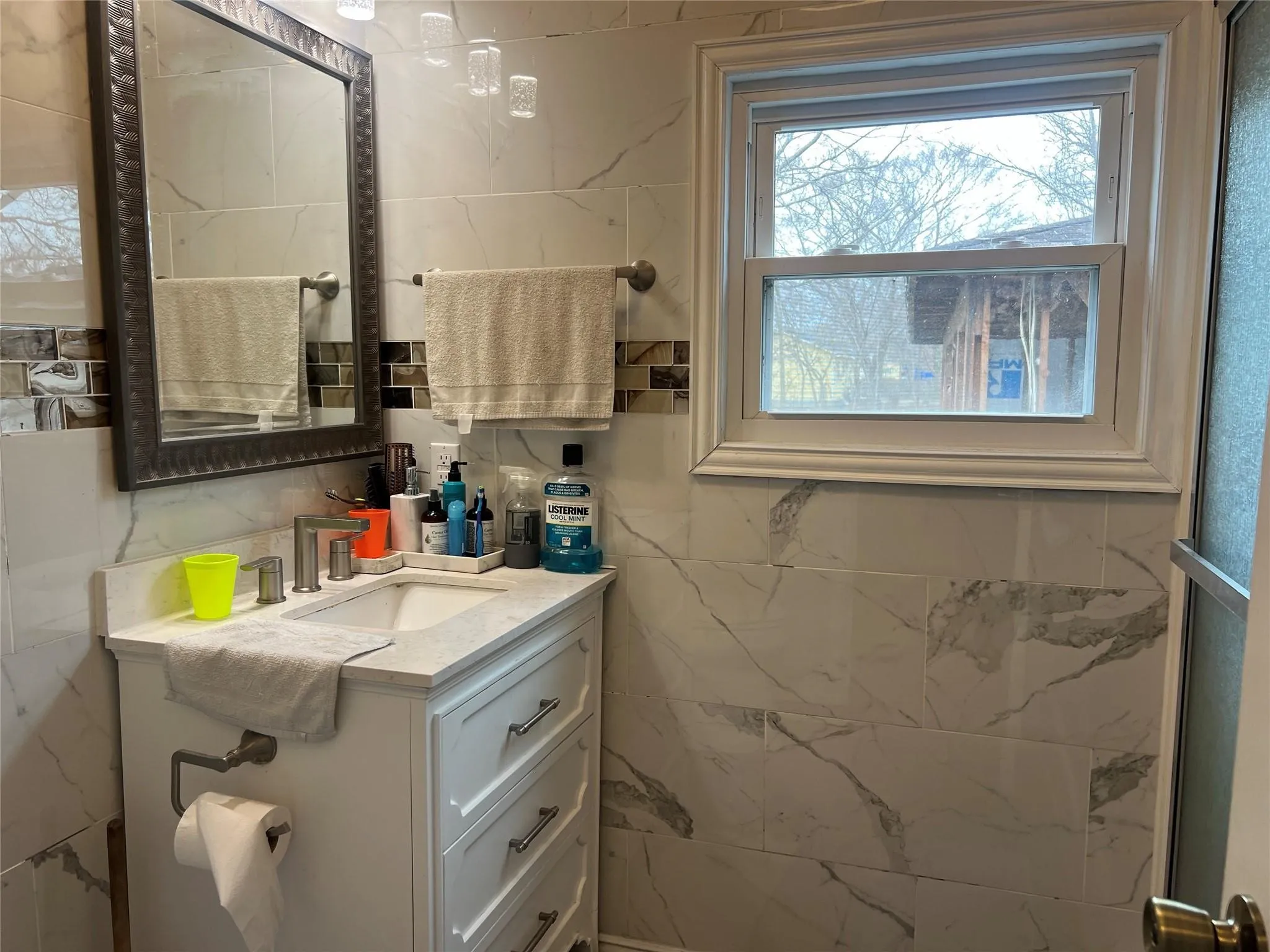 Mobile Home For Sale in Hunt County , 1012 Redoak Drive, West Tawakoni, Texas 75474, 3 Bedroom, 2 Bathroom, Garage spaces, 1,064 Sqft, built in 1997, mls#21329520, Real Estate Agent in West Tawakoni, Homes For Sale in Hunt county, Homes For Sale in West Tawakoni, Realtor in West Tawakoni Texas, Real Estate Brokerage Independent Realty Texas, Luminita Cordes Realtor