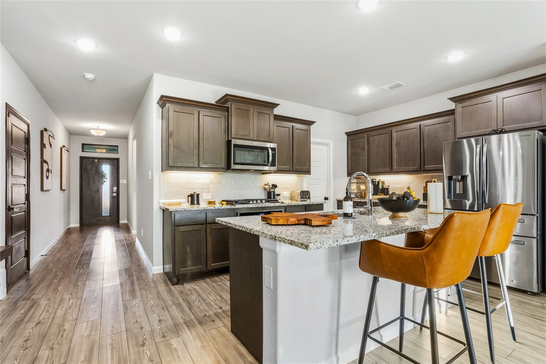 Single Family Residence For Sale in Ellis County , 6717 Aster Drive, Venus, Texas 76084, 4 Bedroom, 3 Bathroom, 2 Garage spaces, 2,945 Sqft, built in 2021, mls#21328474, Real Estate Agent in Venus, Homes For Sale in Ellis county, Homes For Sale in Venus, Realtor in Venus Texas, Real Estate Brokerage Independent Realty Texas, Luminita Cordes Realtor