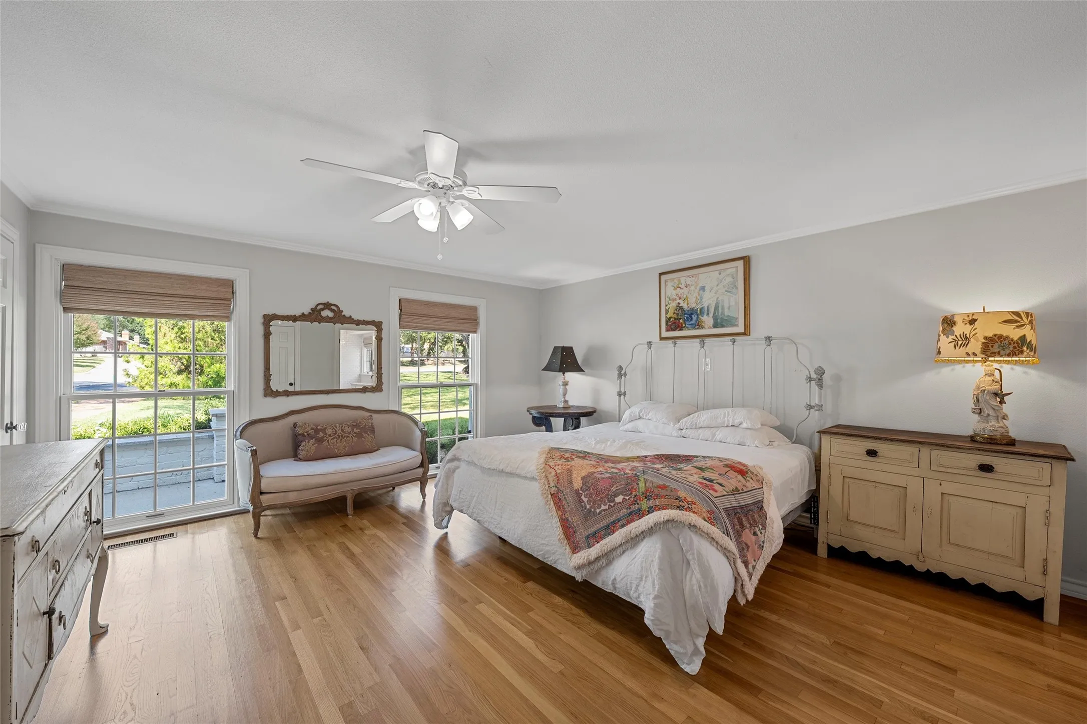 Single Family Residence For Sale in Mc Lennan County , 6710 Fish Pond Road, Waco, Texas 76710, 4 Bedroom, 4 Bathroom, 2 Garage spaces, 3,848 Sqft, built in 1973, mls#21327273, Real Estate Agent in Waco, Homes For Sale in Mc Lennan county, Homes For Sale in Waco, Realtor in Waco Texas, Real Estate Brokerage Independent Realty Texas, Luminita Cordes Realtor
