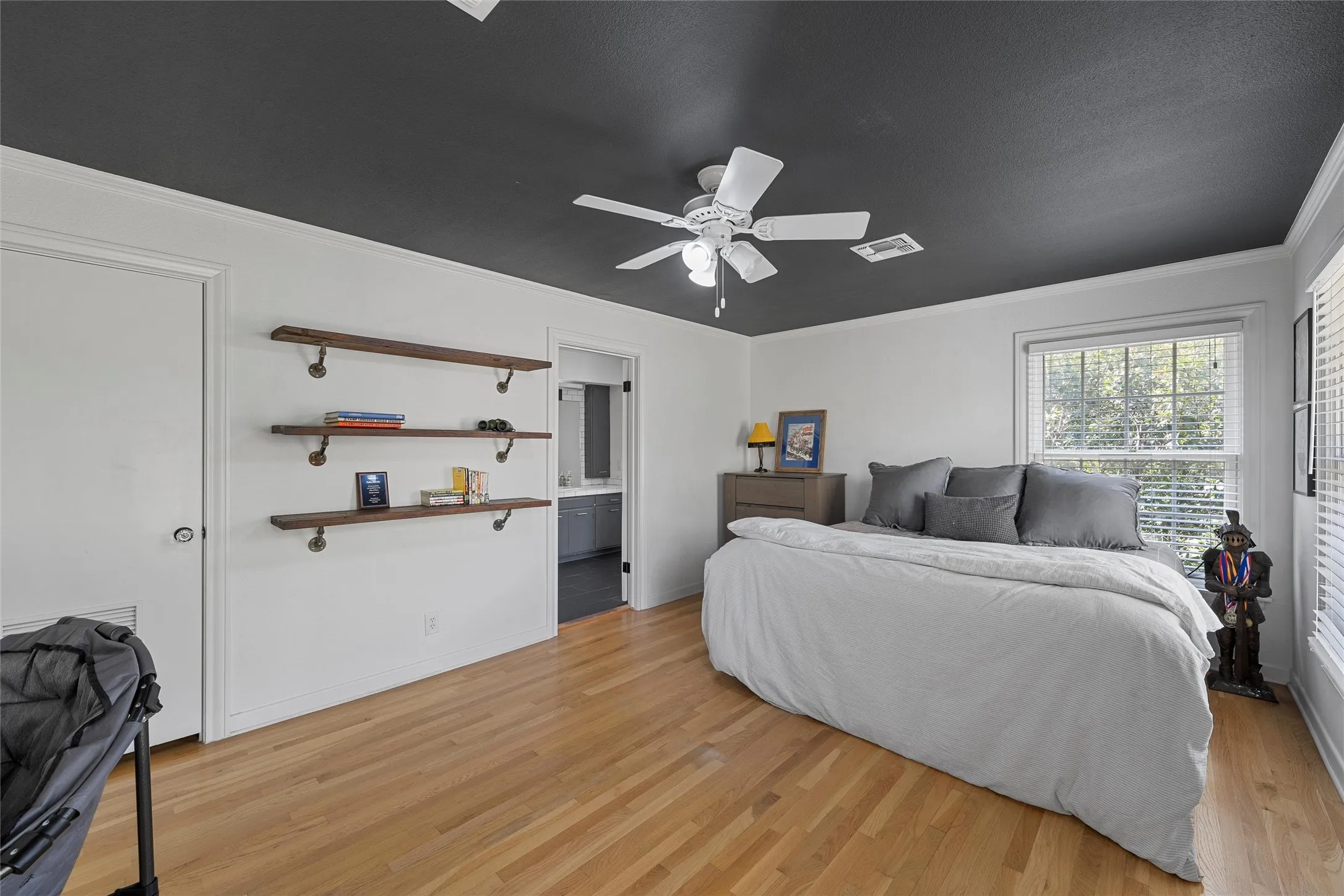 Single Family Residence For Sale in Mc Lennan County , 6710 Fish Pond Road, Waco, Texas 76710, 4 Bedroom, 4 Bathroom, 2 Garage spaces, 3,848 Sqft, built in 1973, mls#21327273, Real Estate Agent in Waco, Homes For Sale in Mc Lennan county, Homes For Sale in Waco, Realtor in Waco Texas, Real Estate Brokerage Independent Realty Texas, Luminita Cordes Realtor