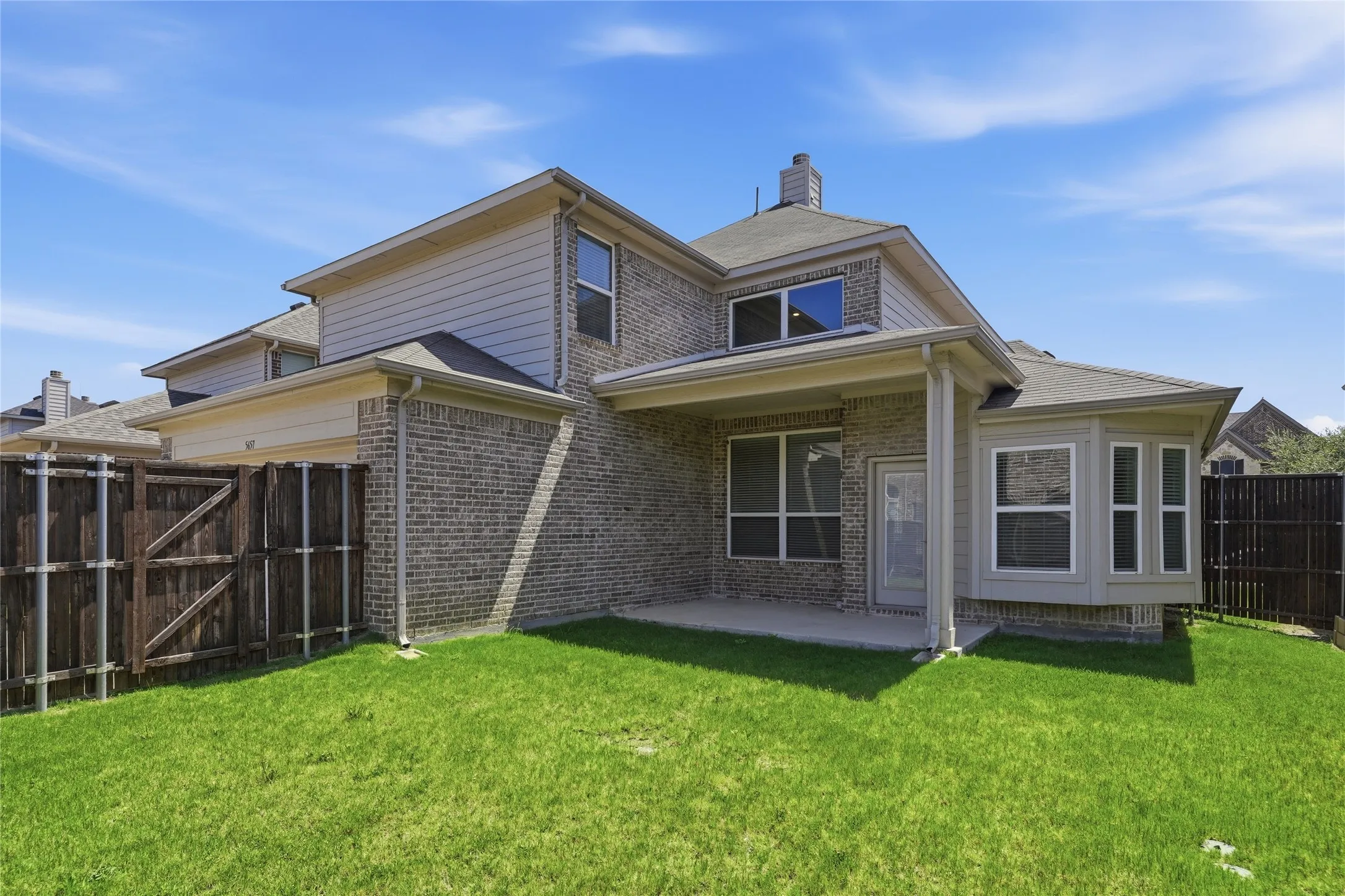 Single Family Residence For Sale in Collin County , 5657 Kerry Drive, Frisco, Texas 75035, 4 Bedroom, 3 Bathroom, 2 Garage spaces, 2,900 Sqft, built in 2016, mls#21325493, Real Estate Agent in Frisco, Homes For Sale in Collin county, Homes For Sale in Frisco, Realtor in Frisco Texas, Real Estate Brokerage Independent Realty Texas, Luminita Cordes Realtor