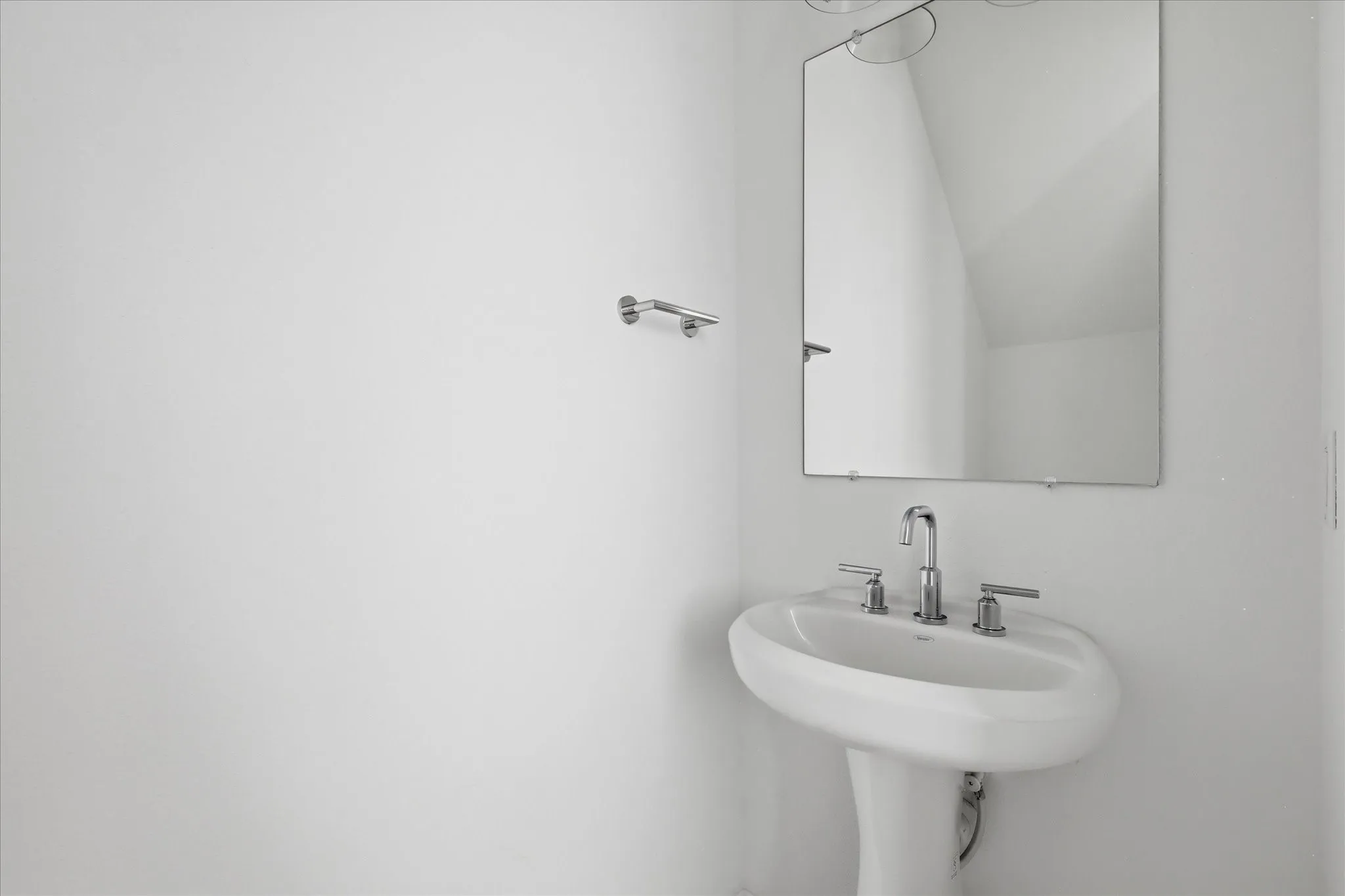 Single Family Residence For Sale in Dallas County , 7572 Laburnam Road, Dallas, Texas 75228, 3 Bedrooms, 3 Bathrooms, 2 Garage spaces, 1,578 Sqft, built in 2024, Price $367,500, mls#21325566, Real Estate Agent in Dallas, Homes For Sale in Dallas county, Homes For Sale in Dallas, Realtor in Dallas Texas, Real Estate Brokerage Independent Realty Texas, Luminita Cordes Realtor