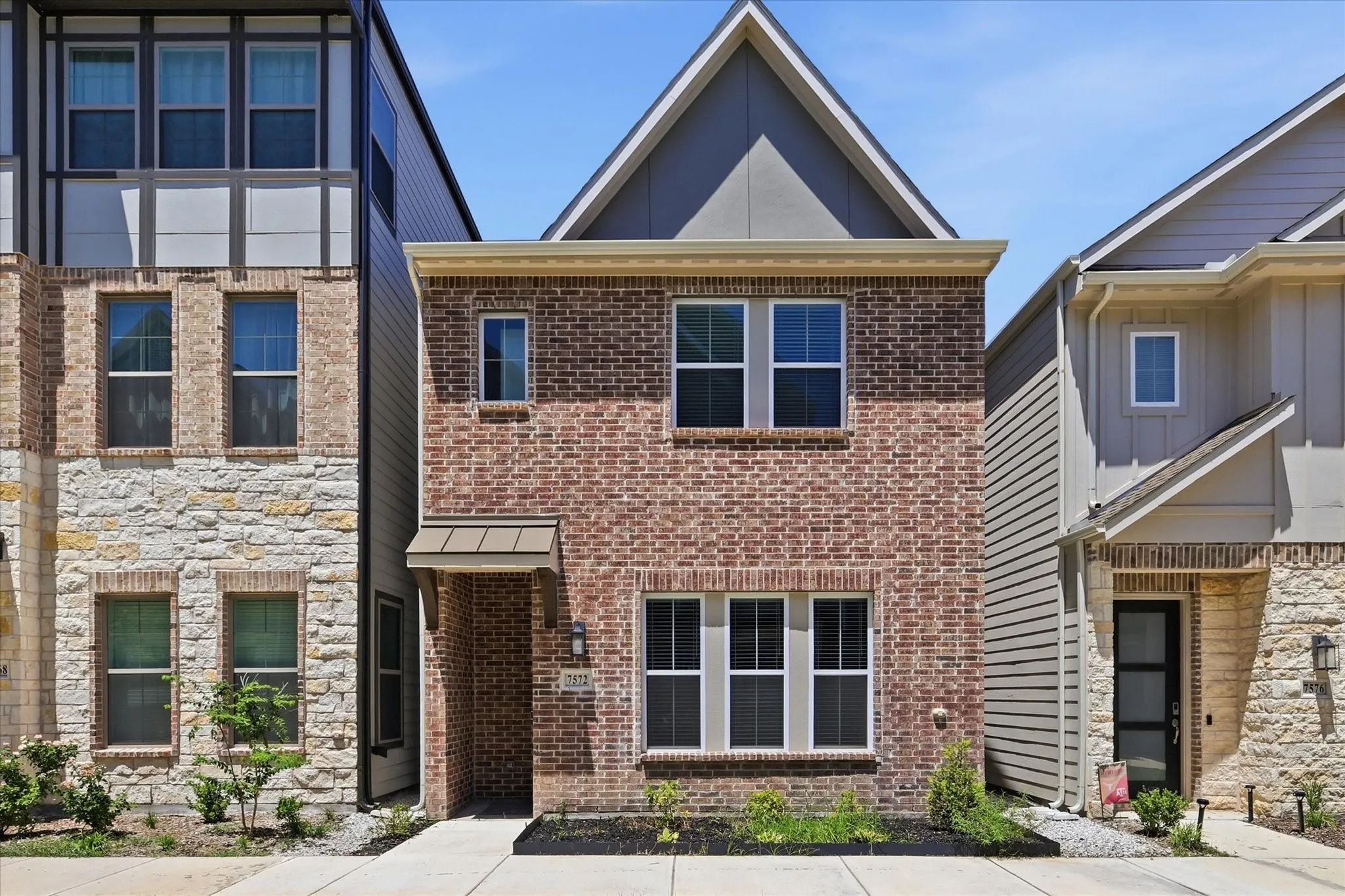Single Family Residence For Sale in Dallas County , 7572 Laburnam Road, Dallas, Texas 75228, 3 Bedrooms, 3 Bathrooms, 2 Garage spaces, 1,578 Sqft, built in 2024, Price $367,500, mls#21325566, Real Estate Agent in Dallas, Homes For Sale in Dallas county, Homes For Sale in Dallas, Realtor in Dallas Texas, Real Estate Brokerage Independent Realty Texas, Luminita Cordes Realtor