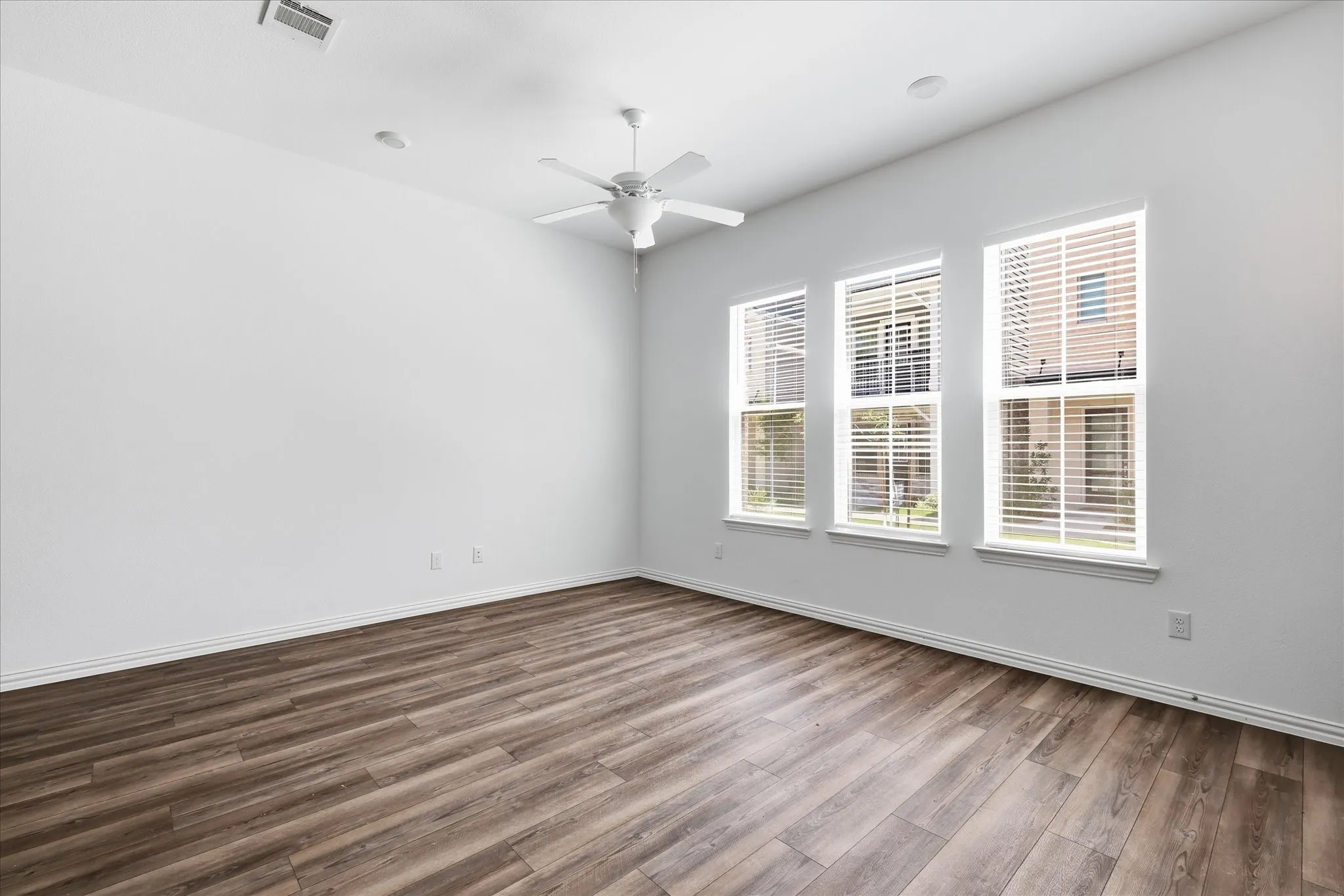 Single Family Residence For Sale in Dallas County , 7572 Laburnam Road, Dallas, Texas 75228, 3 Bedrooms, 3 Bathrooms, 2 Garage spaces, 1,578 Sqft, built in 2024, Price $367,500, mls#21325566, Real Estate Agent in Dallas, Homes For Sale in Dallas county, Homes For Sale in Dallas, Realtor in Dallas Texas, Real Estate Brokerage Independent Realty Texas, Luminita Cordes Realtor