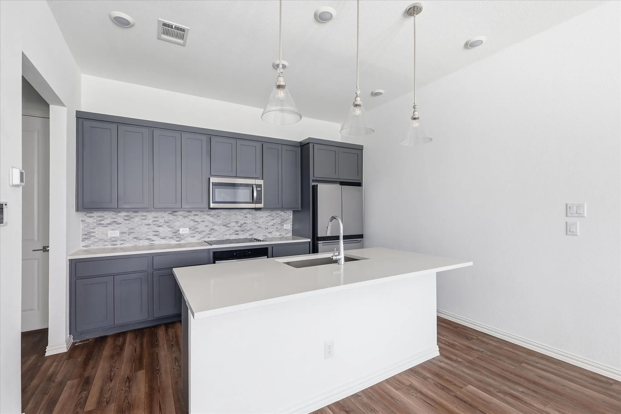 Single Family Residence For Sale in Dallas County , 7572 Laburnam Road, Dallas, Texas 75228, 3 Bedrooms, 3 Bathrooms, 2 Garage spaces, 1,578 Sqft, built in 2024, Price $367,500, mls#21325566, Real Estate Agent in Dallas, Homes For Sale in Dallas county, Homes For Sale in Dallas, Realtor in Dallas Texas, Real Estate Brokerage Independent Realty Texas, Luminita Cordes Realtor