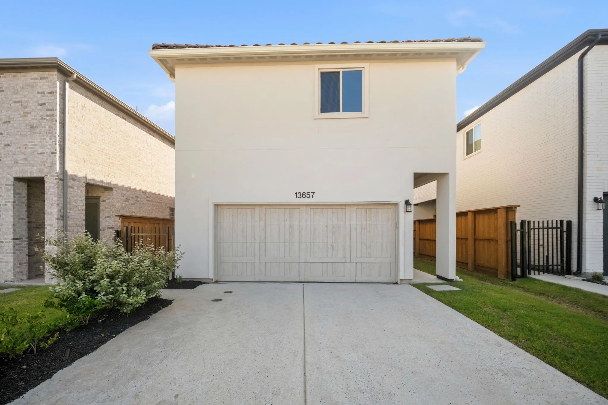 Single Family Residence For Sale in Denton County , 13657 Dalewood Mews, Frisco, Texas 75033, 4 Bedroom, 3 Bathroom, 2 Garage spaces, 2,313 Sqft, built in 2025, mls#21327943, Real Estate Agent in Frisco, Homes For Sale in Denton county, Homes For Sale in Frisco, Realtor in Frisco Texas, Real Estate Brokerage Independent Realty Texas, Luminita Cordes Realtor