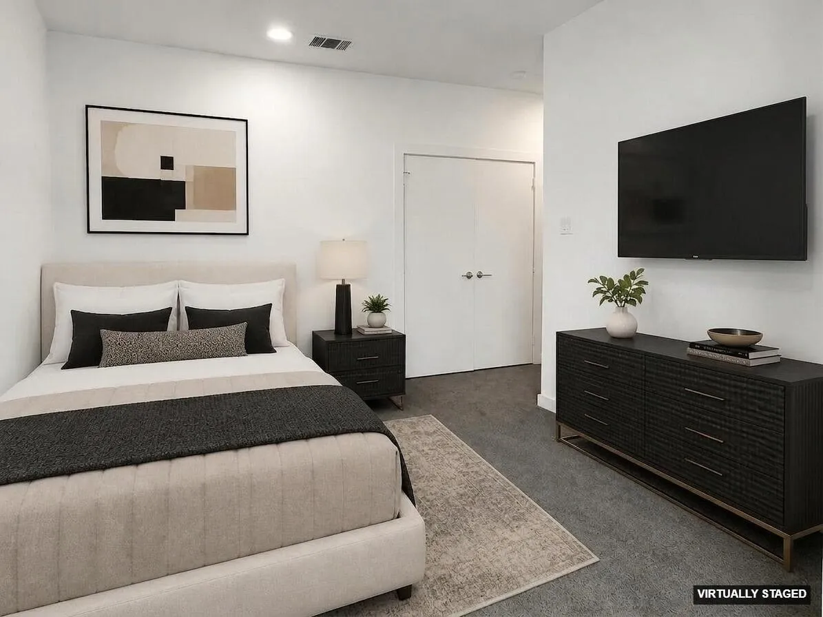 Townhouse For Rent in Dallas County , 4921 Jack Court, Dallas, Texas 75206, 2 Bedroom, 3 Bathroom, 2 Garage spaces, 2,048 Sqft, built in 2016, mls#21329865, Real Estate Agent in Dallas, Homes For Rent in Dallas county, Homes For Rent in Dallas, Realtor in Dallas Texas, Real Estate Brokerage Independent Realty Texas, Luminita Cordes Realtor