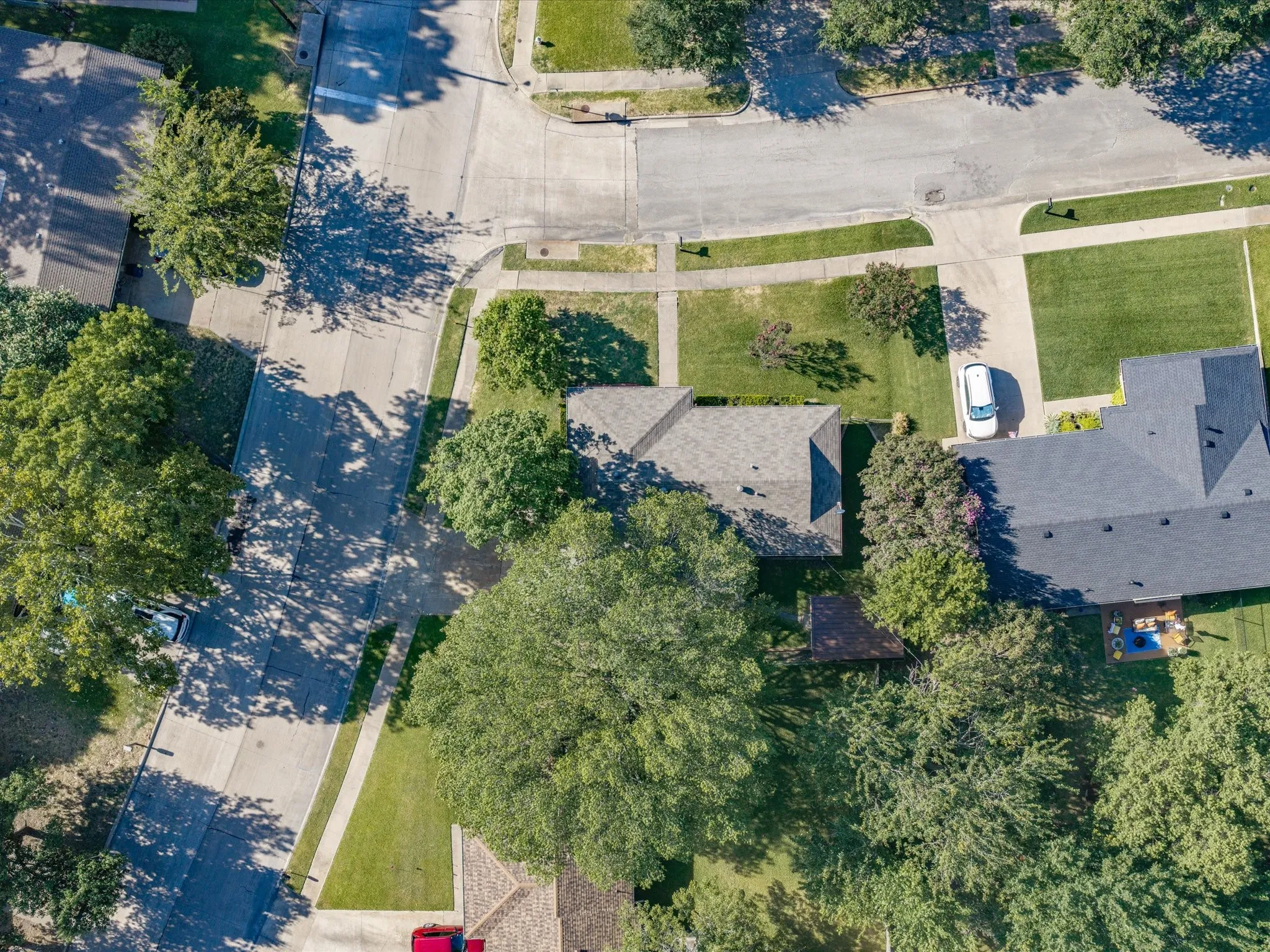 Single Family Residence For Sale in Ellis County , 1313 Crestridge Street, Ennis, Texas 75119, 3 Bedroom, 2 Bathroom, 2 Garage spaces, 1,213 Sqft, built in 1965, mls#21329736, Real Estate Agent in Ennis, Homes For Sale in Ellis county, Homes For Sale in Ennis, Realtor in Ennis Texas, Real Estate Brokerage Independent Realty Texas, Luminita Cordes Realtor