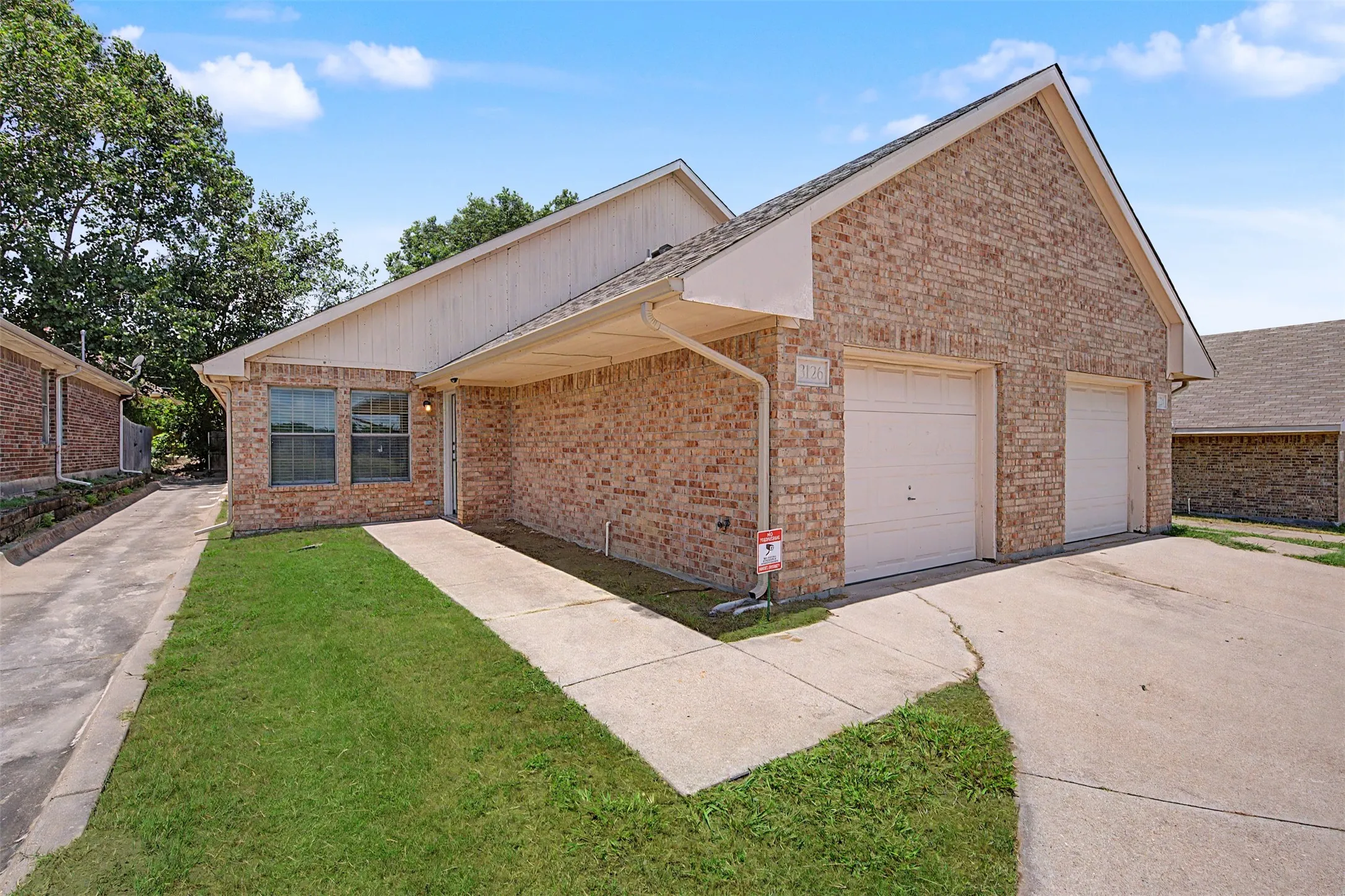 Duplex For Sale in Tarrant County , 3124 Cherry Lane, Fort Worth, Texas 76116, 6 Bedroom, 4 Bathroom, 2 Garage spaces, 0 Sqft, built in 2007, mls#21329758, Real Estate Agent in Fort Worth, Homes For Sale in Tarrant county, Homes For Sale in Fort Worth, Realtor in Fort Worth Texas, Real Estate Brokerage Independent Realty Texas, Luminita Cordes Realtor