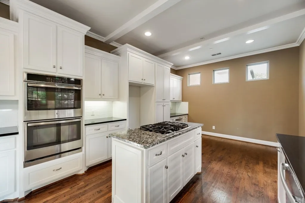 Single Family Residence For Rent in Dallas County , 2518 Bill Moses Parkway, Farmers Branch, Texas 75234, 3 Bedroom, 3 Bathroom, 2 Garage spaces, 2,440 Sqft, built in 2013, mls#21329885, Real Estate Agent in Farmers Branch, Homes For Rent in Dallas county, Homes For Rent in Farmers Branch, Realtor in Farmers Branch Texas, Real Estate Brokerage Independent Realty Texas, Luminita Cordes Realtor