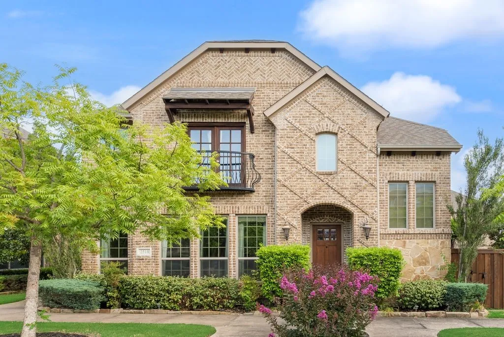 Single Family Residence For Rent in Dallas County , 2518 Bill Moses Parkway, Farmers Branch, Texas 75234, 3 Bedroom, 3 Bathroom, 2 Garage spaces, 2,440 Sqft, built in 2013, mls#21329885, Real Estate Agent in Farmers Branch, Homes For Rent in Dallas county, Homes For Rent in Farmers Branch, Realtor in Farmers Branch Texas, Real Estate Brokerage Independent Realty Texas, Luminita Cordes Realtor