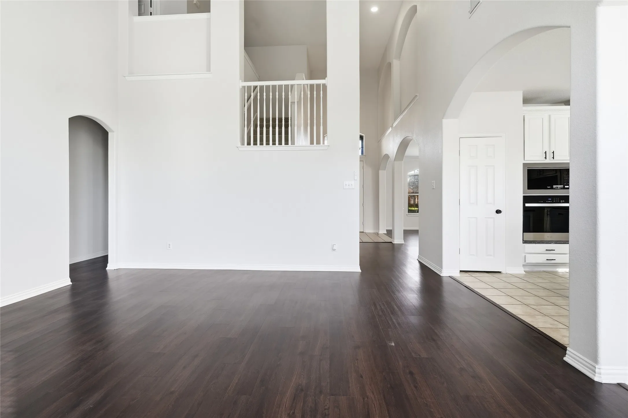 Single Family Residence For Sale in Dallas County , 10202 Fairway Vista Drive, Rowlett, Texas 75089, 5 Bedroom, 4 Bathroom, 2 Garage spaces, 3,506 Sqft, built in 2004, mls#21309284, Real Estate Agent in Rowlett, Homes For Sale in Dallas county, Homes For Sale in Rowlett, Realtor in Rowlett Texas, Real Estate Brokerage Independent Realty Texas, Luminita Cordes Realtor