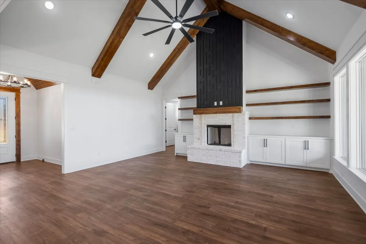 Single Family Residence For Sale in Smith County , 17402 Woodcrest Circle, Lindale, Texas 75771, 4 Bedroom, 3 Bathroom, 2 Garage spaces, 2,640 Sqft, built in 2026, mls#21329708, Real Estate Agent in Lindale, Homes For Sale in Smith county, Homes For Sale in Lindale, Realtor in Lindale Texas, Real Estate Brokerage Independent Realty Texas, Luminita Cordes Realtor