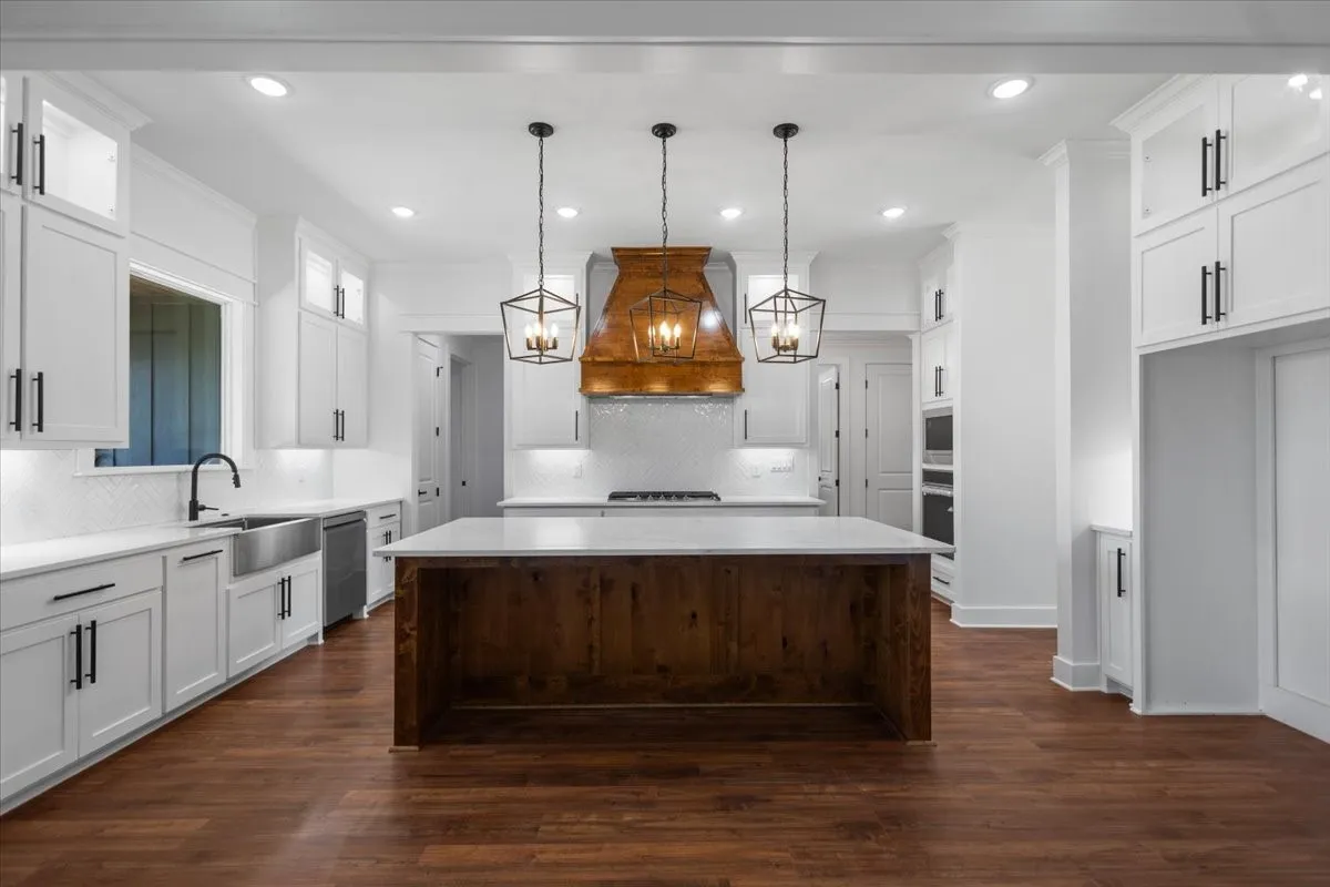 Single Family Residence For Sale in Smith County , 17402 Woodcrest Circle, Lindale, Texas 75771, 4 Bedroom, 3 Bathroom, 2 Garage spaces, 2,640 Sqft, built in 2026, mls#21329708, Real Estate Agent in Lindale, Homes For Sale in Smith county, Homes For Sale in Lindale, Realtor in Lindale Texas, Real Estate Brokerage Independent Realty Texas, Luminita Cordes Realtor