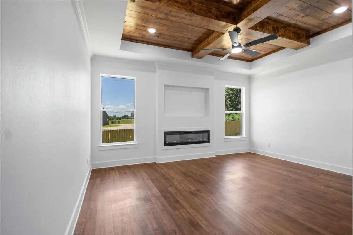 Single Family Residence For Sale in Smith County , 17402 Woodcrest Circle, Lindale, Texas 75771, 4 Bedroom, 3 Bathroom, 2 Garage spaces, 2,640 Sqft, built in 2026, mls#21329708, Real Estate Agent in Lindale, Homes For Sale in Smith county, Homes For Sale in Lindale, Realtor in Lindale Texas, Real Estate Brokerage Independent Realty Texas, Luminita Cordes Realtor