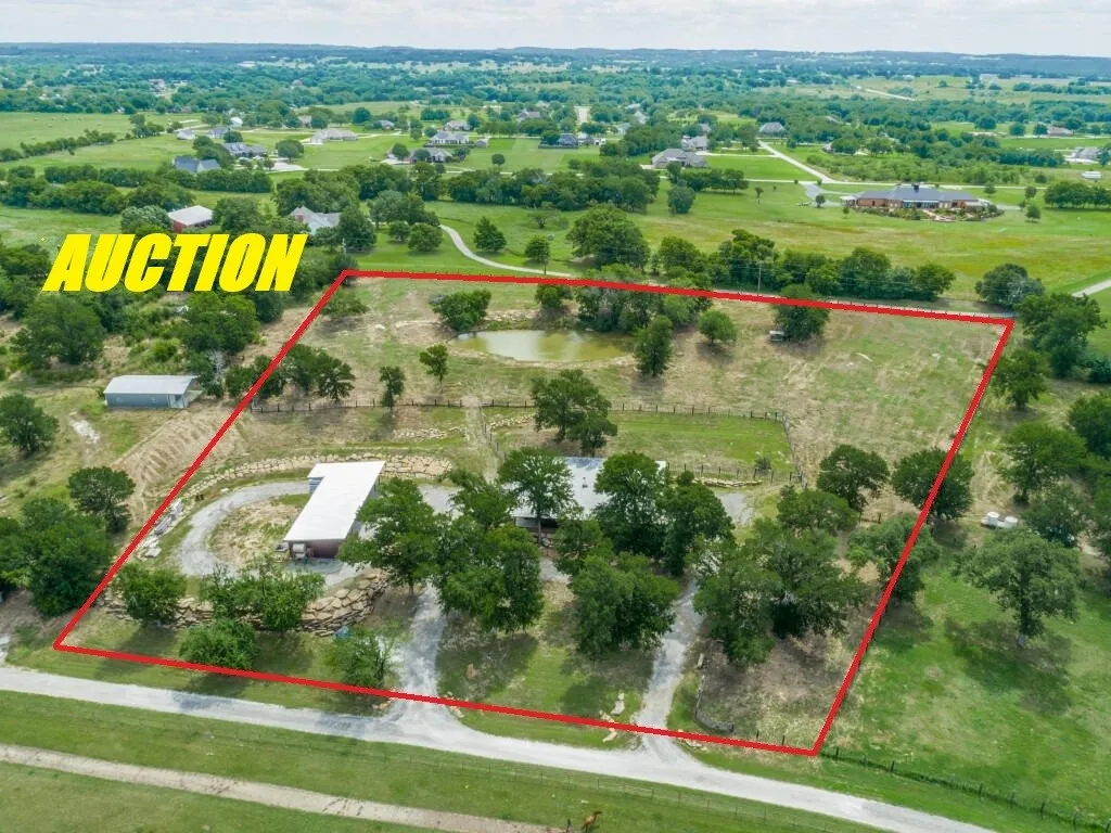 Farm For Sale in Cooke County , 1746 S FM 372, Gainesville, Texas 76240, 2 Bedroom, 3 Bathroom, Garage spaces, 2,606 Sqft, built in 2023, mls#21329892, Real Estate Agent in Gainesville, Homes For Sale in Cooke county, Homes For Sale in Gainesville, Realtor in Gainesville Texas, Real Estate Brokerage Independent Realty Texas, Luminita Cordes Realtor
