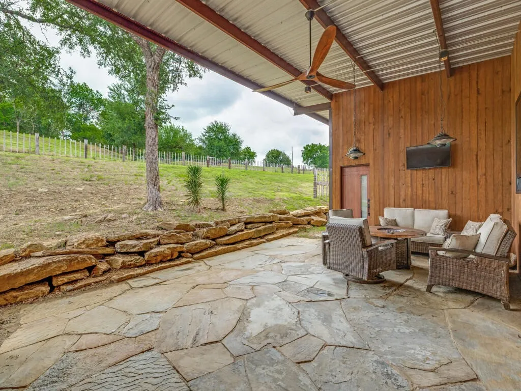 Farm For Sale in Cooke County , 1746 S FM 372, Gainesville, Texas 76240, 2 Bedroom, 3 Bathroom, Garage spaces, 2,606 Sqft, built in 2023, mls#21329892, Real Estate Agent in Gainesville, Homes For Sale in Cooke county, Homes For Sale in Gainesville, Realtor in Gainesville Texas, Real Estate Brokerage Independent Realty Texas, Luminita Cordes Realtor
