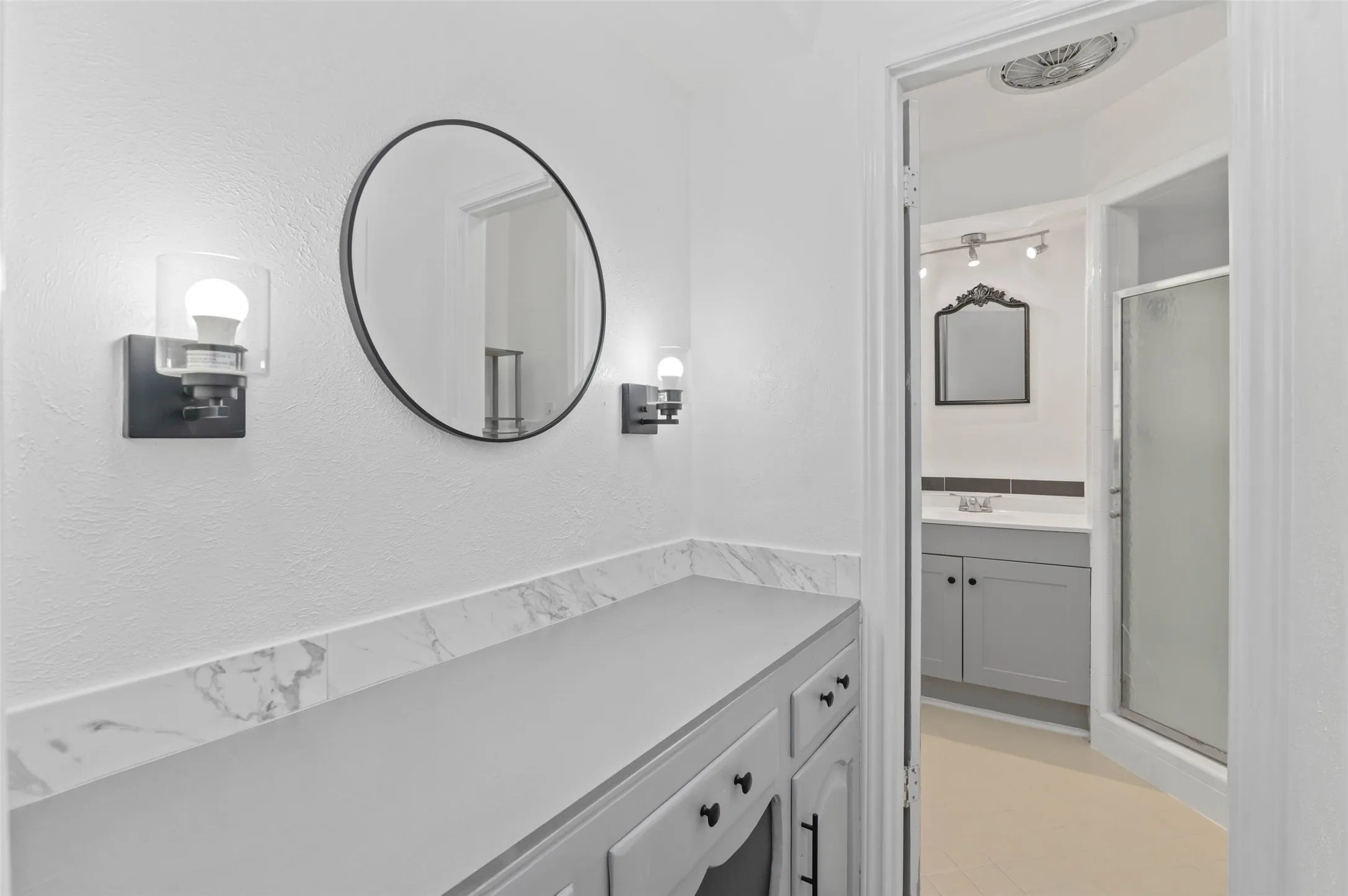 Single Family Residence For Sale in Dallas County , 841 Brookwood Drive, Dallas, Texas 75224, 3 Bedroom, 2 Bathroom, 2 Garage spaces, 1,690 Sqft, built in 1960, mls#21329903, Real Estate Agent in Dallas, Homes For Sale in Dallas county, Homes For Sale in Dallas, Realtor in Dallas Texas, Real Estate Brokerage Independent Realty Texas, Luminita Cordes Realtor