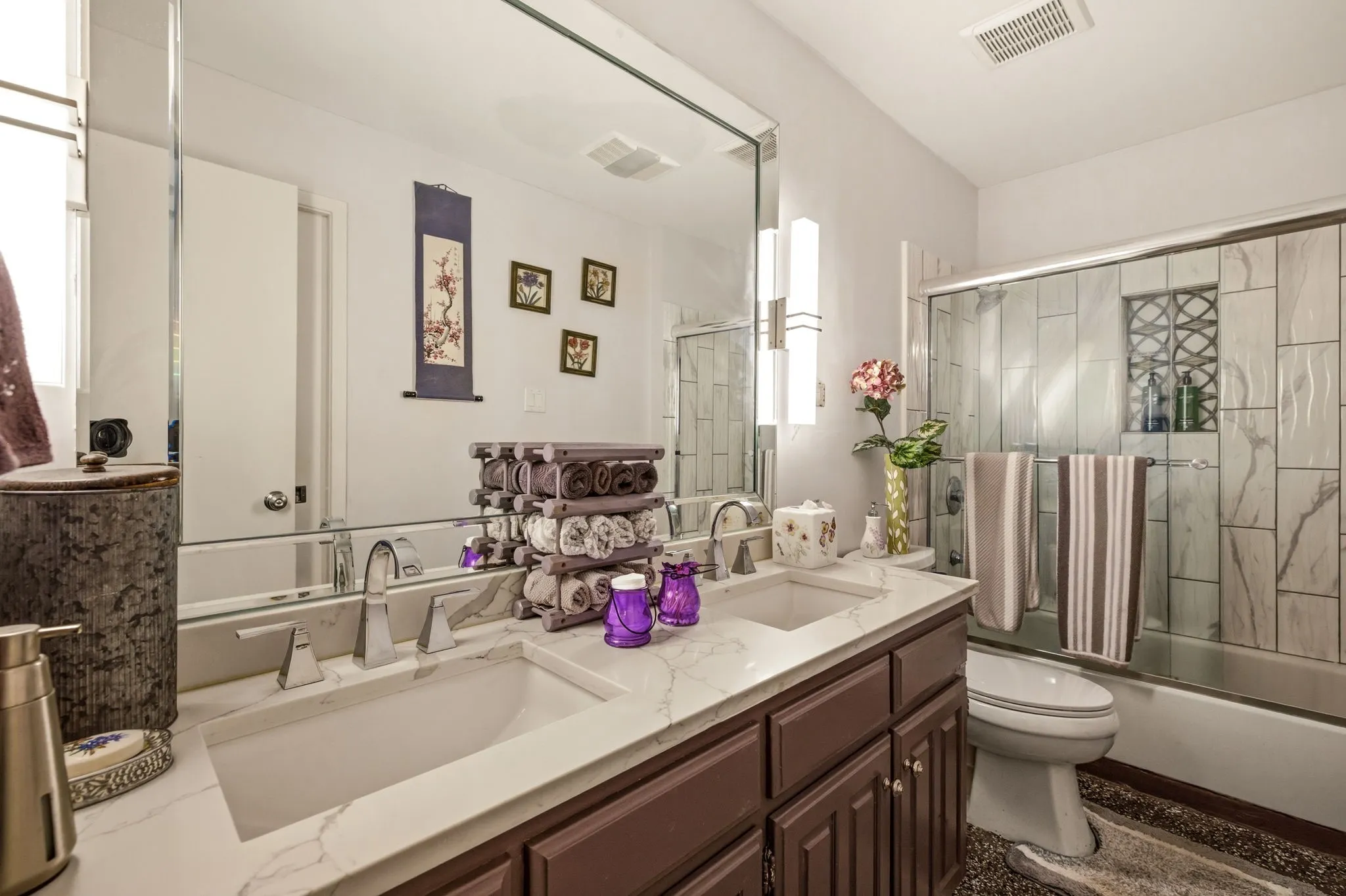 Single Family Residence For Sale in Dallas County , 5718 Over Downs Drive, Dallas, Texas 75230, 3 Bedroom, 3 Bathroom, 2 Garage spaces, 2,476 Sqft, built in 1980, mls#21302635, Real Estate Agent in Dallas, Homes For Sale in Dallas county, Homes For Sale in Dallas, Realtor in Dallas Texas, Real Estate Brokerage Independent Realty Texas, Luminita Cordes Realtor