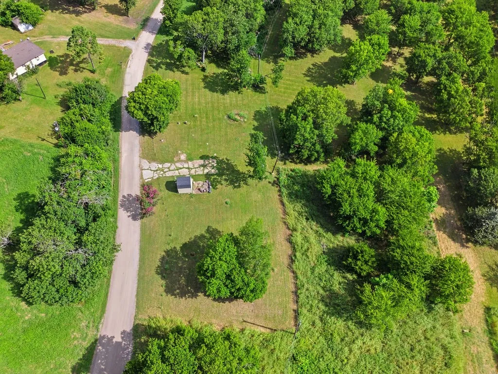 Improved Land For Sale in Hunt County , 7854 Lake View Drive, Lone Oak, Texas 75453, 0, 0, Garage spaces, 0 Sqft, built in 0, mls#21329876, Real Estate Agent in Lone Oak, Homes For Sale in Hunt county, Homes For Sale in Lone Oak, Realtor in Lone Oak Texas, Real Estate Brokerage Independent Realty Texas, Luminita Cordes Realtor