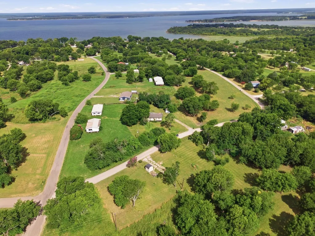 Improved Land For Sale in Hunt County , 7854 Lake View Drive, Lone Oak, Texas 75453, 0, 0, Garage spaces, 0 Sqft, built in 0, mls#21329876, Real Estate Agent in Lone Oak, Homes For Sale in Hunt county, Homes For Sale in Lone Oak, Realtor in Lone Oak Texas, Real Estate Brokerage Independent Realty Texas, Luminita Cordes Realtor
