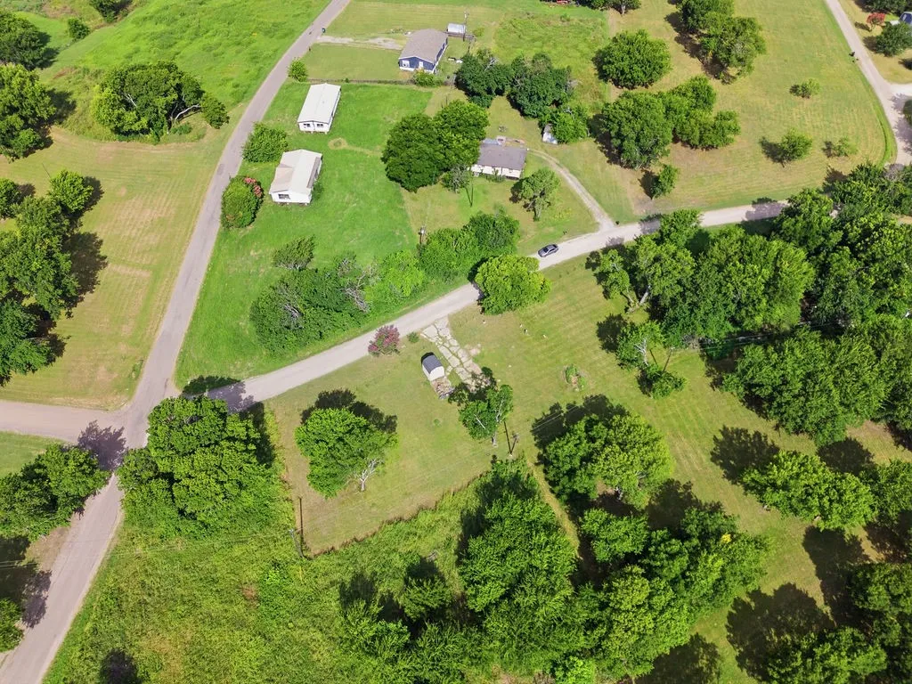 Improved Land For Sale in Hunt County , 7854 Lake View Drive, Lone Oak, Texas 75453, 0, 0, Garage spaces, 0 Sqft, built in 0, mls#21329876, Real Estate Agent in Lone Oak, Homes For Sale in Hunt county, Homes For Sale in Lone Oak, Realtor in Lone Oak Texas, Real Estate Brokerage Independent Realty Texas, Luminita Cordes Realtor
