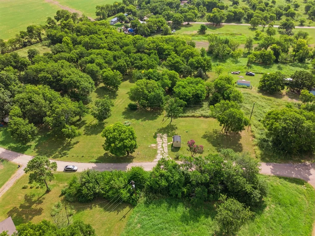 Improved Land For Sale in Hunt County , 7854 Lake View Drive, Lone Oak, Texas 75453, 0, 0, Garage spaces, 0 Sqft, built in 0, mls#21329876, Real Estate Agent in Lone Oak, Homes For Sale in Hunt county, Homes For Sale in Lone Oak, Realtor in Lone Oak Texas, Real Estate Brokerage Independent Realty Texas, Luminita Cordes Realtor
