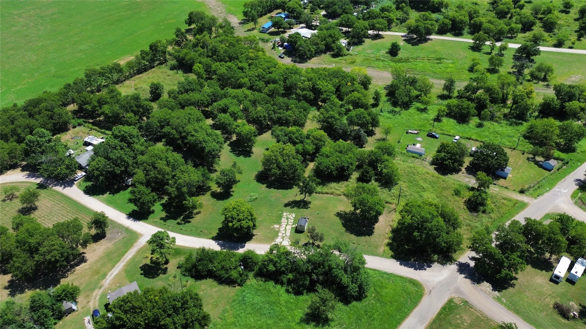 Improved Land For Sale in Hunt County , 7854 Lake View Drive, Lone Oak, Texas 75453, 0, 0, Garage spaces, 0 Sqft, built in 0, mls#21329876, Real Estate Agent in Lone Oak, Homes For Sale in Hunt county, Homes For Sale in Lone Oak, Realtor in Lone Oak Texas, Real Estate Brokerage Independent Realty Texas, Luminita Cordes Realtor