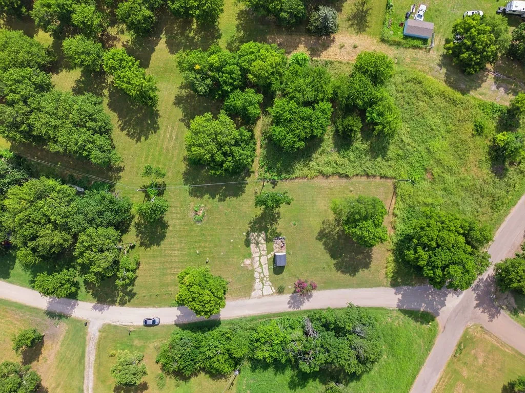 Improved Land For Sale in Hunt County , 7854 Lake View Drive, Lone Oak, Texas 75453, 0, 0, Garage spaces, 0 Sqft, built in 0, mls#21329876, Real Estate Agent in Lone Oak, Homes For Sale in Hunt county, Homes For Sale in Lone Oak, Realtor in Lone Oak Texas, Real Estate Brokerage Independent Realty Texas, Luminita Cordes Realtor