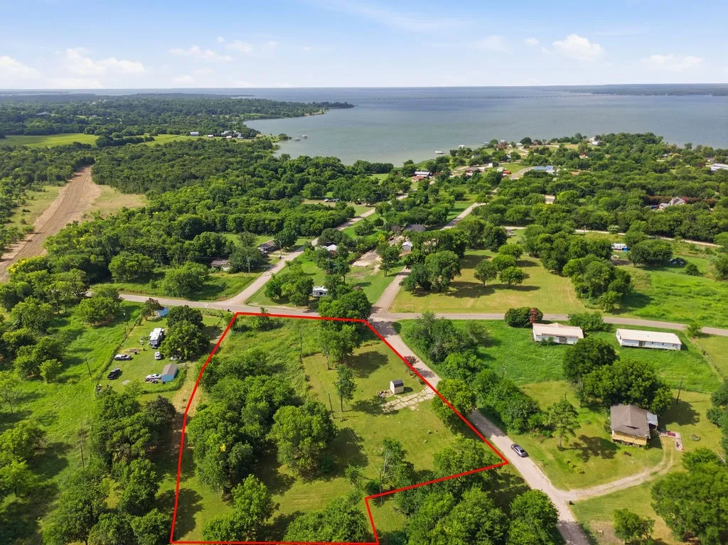 Improved Land For Sale in Hunt County , 7854 Lake View Drive, Lone Oak, Texas 75453, 0, 0, Garage spaces, 0 Sqft, built in 0, mls#21329876, Real Estate Agent in Lone Oak, Homes For Sale in Hunt county, Homes For Sale in Lone Oak, Realtor in Lone Oak Texas, Real Estate Brokerage Independent Realty Texas, Luminita Cordes Realtor