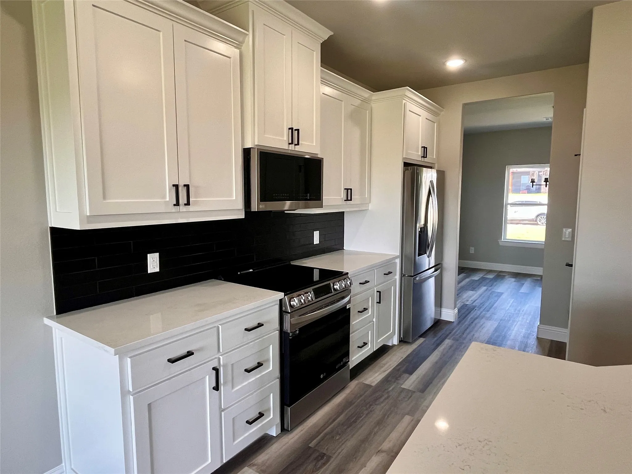 Single Family Residence For Sale in Grayson County , 1404 Dixie Estates Way, Whitesboro, Texas 76273, 5 Bedroom, 3 Bathroom, 2 Garage spaces, 2,720 Sqft, built in 2024, mls#21329926, Real Estate Agent in Whitesboro, Homes For Sale in Grayson county, Homes For Sale in Whitesboro, Realtor in Whitesboro Texas, Real Estate Brokerage Independent Realty Texas, Luminita Cordes Realtor