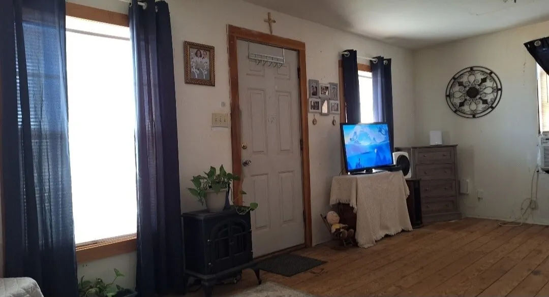 Single Family Residence For Sale in Andrews County , 306 5th Street, Andrews, Texas 79714, 1 Bedroom, 1 Bathroom, Garage spaces, 696 Sqft, built in 1955, mls#21329906, Real Estate Agent in Andrews, Homes For Sale in Andrews county, Homes For Sale in Andrews, Realtor in Andrews Texas, Real Estate Brokerage Independent Realty Texas, Luminita Cordes Realtor