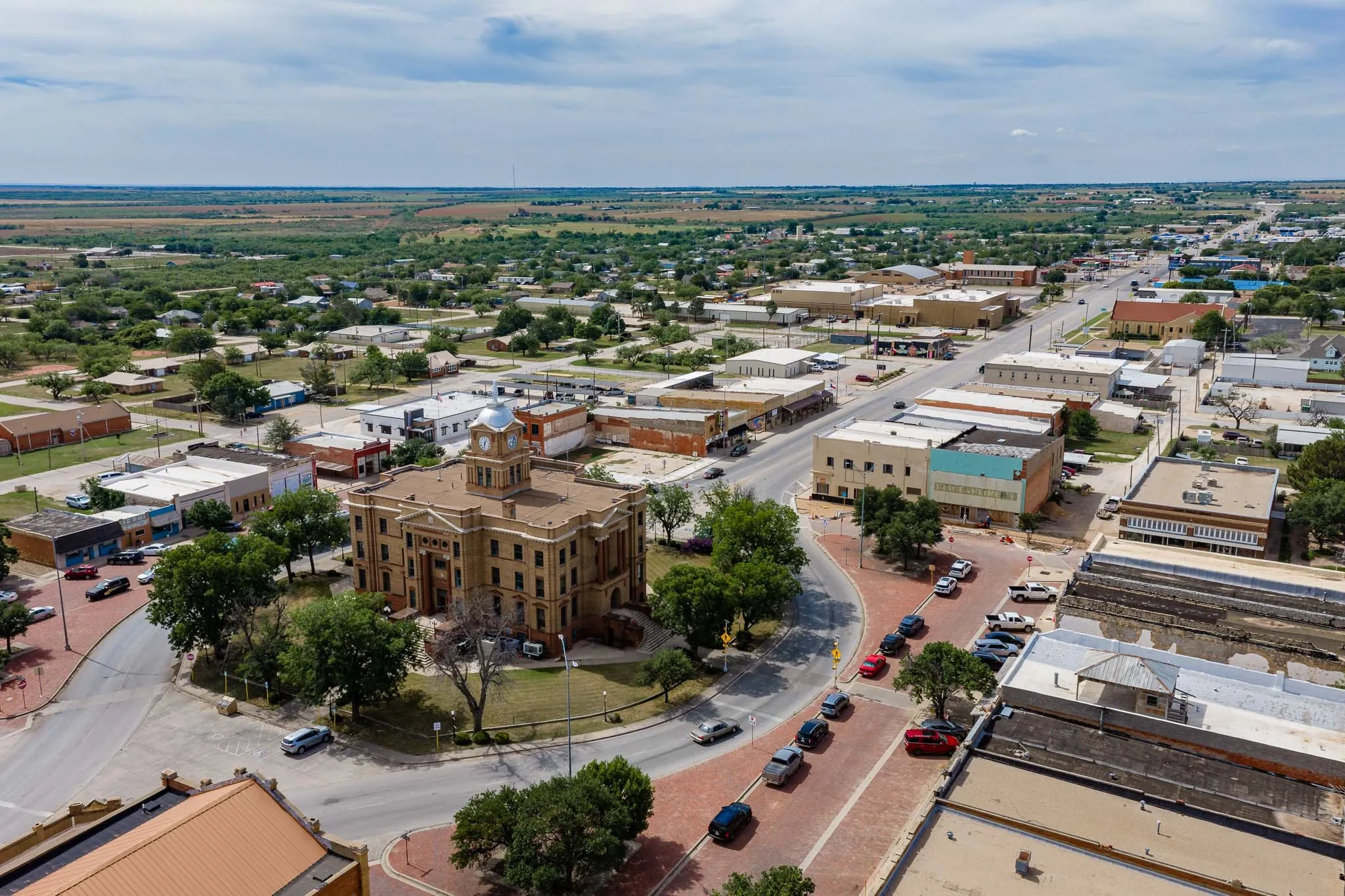 Office For Sale in Jones County , 1231 Commercial Street, Anson, Texas 79501, 0, 0, Garage spaces, 0 Sqft, built in 1940, mls#21329902, Real Estate Agent in Anson, Homes For Sale in Jones county, Homes For Sale in Anson, Realtor in Anson Texas, Real Estate Brokerage Independent Realty Texas, Luminita Cordes Realtor