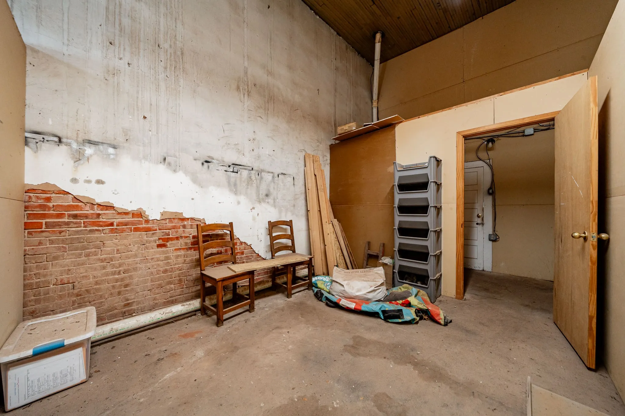 Office For Sale in Jones County , 1231 Commercial Street, Anson, Texas 79501, 0, 0, Garage spaces, 0 Sqft, built in 1940, mls#21329902, Real Estate Agent in Anson, Homes For Sale in Jones county, Homes For Sale in Anson, Realtor in Anson Texas, Real Estate Brokerage Independent Realty Texas, Luminita Cordes Realtor