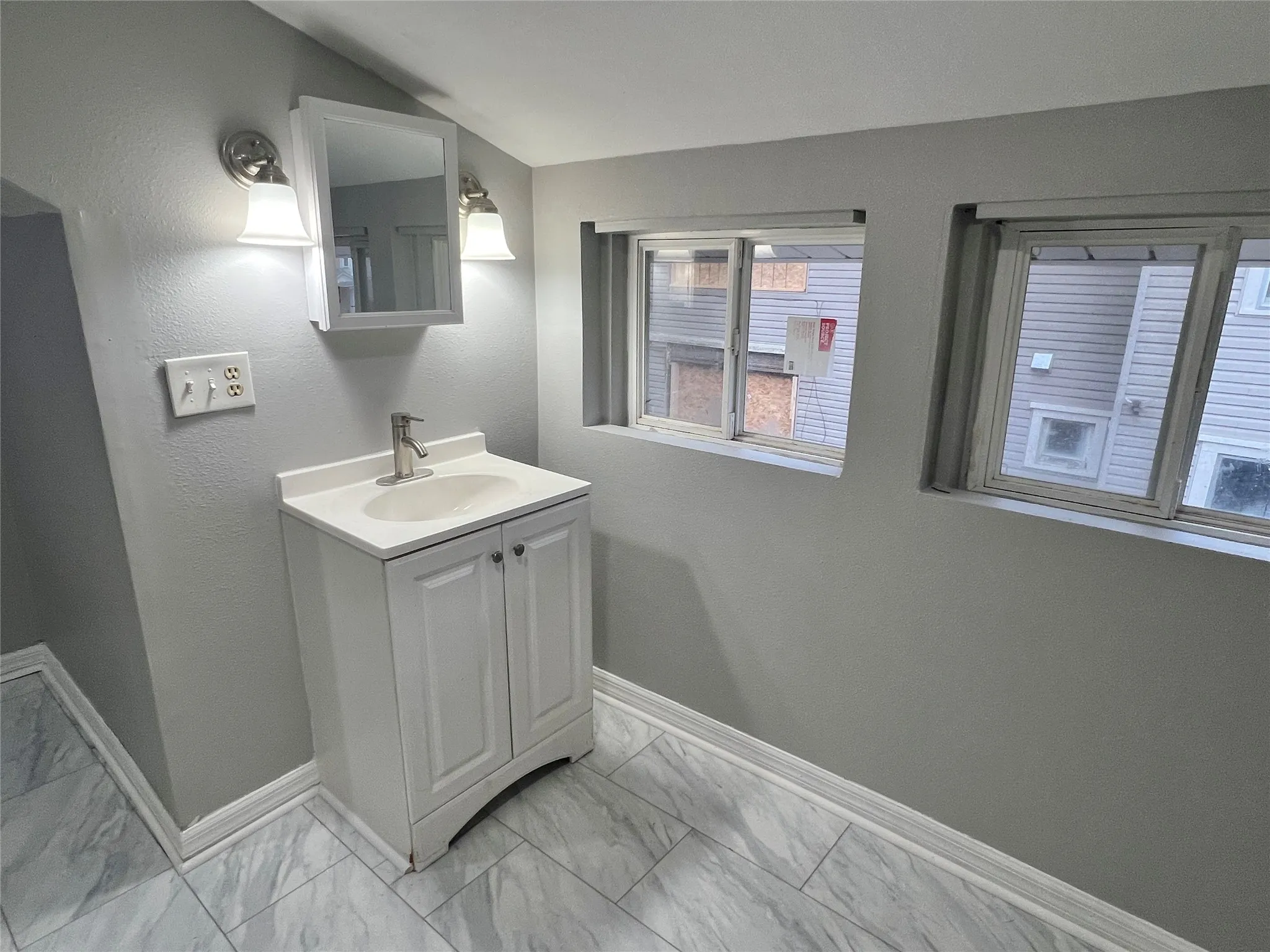Duplex For Sale in Grayson County , 510 W Gandy Street, Denison, Texas 75020, 4 Bedrooms, 2 Bathrooms, Garage spaces, 0 Sqft, built in 1905, Price $320,000, mls#21329910, Real Estate Agent in Denison, Homes For Sale in Grayson county, Homes For Sale in Denison, Realtor in Denison Texas, Real Estate Brokerage Independent Realty Texas, Luminita Cordes Realtor