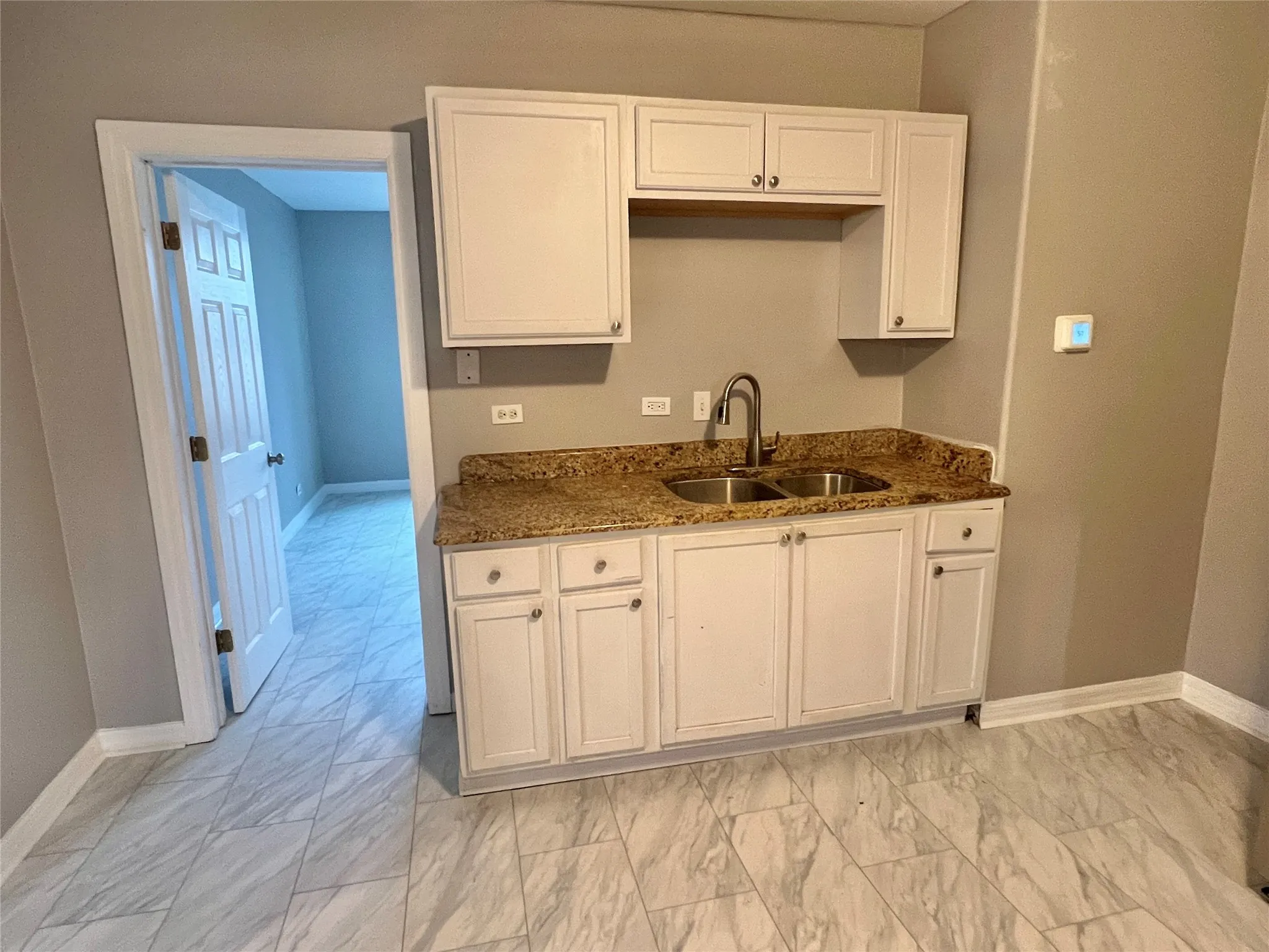 Duplex For Sale in Grayson County , 510 W Gandy Street, Denison, Texas 75020, 4 Bedrooms, 2 Bathrooms, Garage spaces, 0 Sqft, built in 1905, Price $320,000, mls#21329910, Real Estate Agent in Denison, Homes For Sale in Grayson county, Homes For Sale in Denison, Realtor in Denison Texas, Real Estate Brokerage Independent Realty Texas, Luminita Cordes Realtor