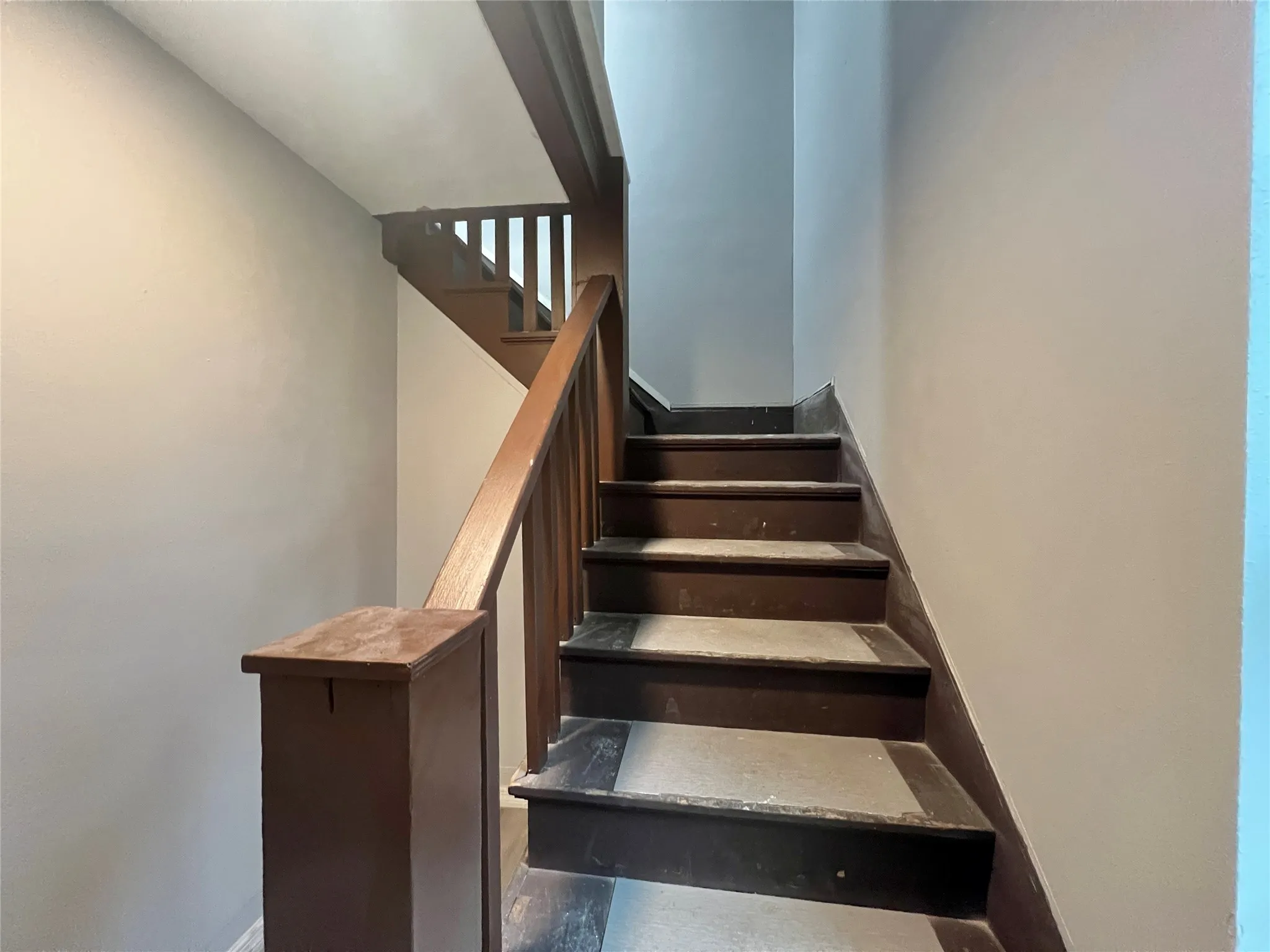 Duplex For Sale in Grayson County , 510 W Gandy Street, Denison, Texas 75020, 4 Bedrooms, 2 Bathrooms, Garage spaces, 0 Sqft, built in 1905, Price $320,000, mls#21329910, Real Estate Agent in Denison, Homes For Sale in Grayson county, Homes For Sale in Denison, Realtor in Denison Texas, Real Estate Brokerage Independent Realty Texas, Luminita Cordes Realtor