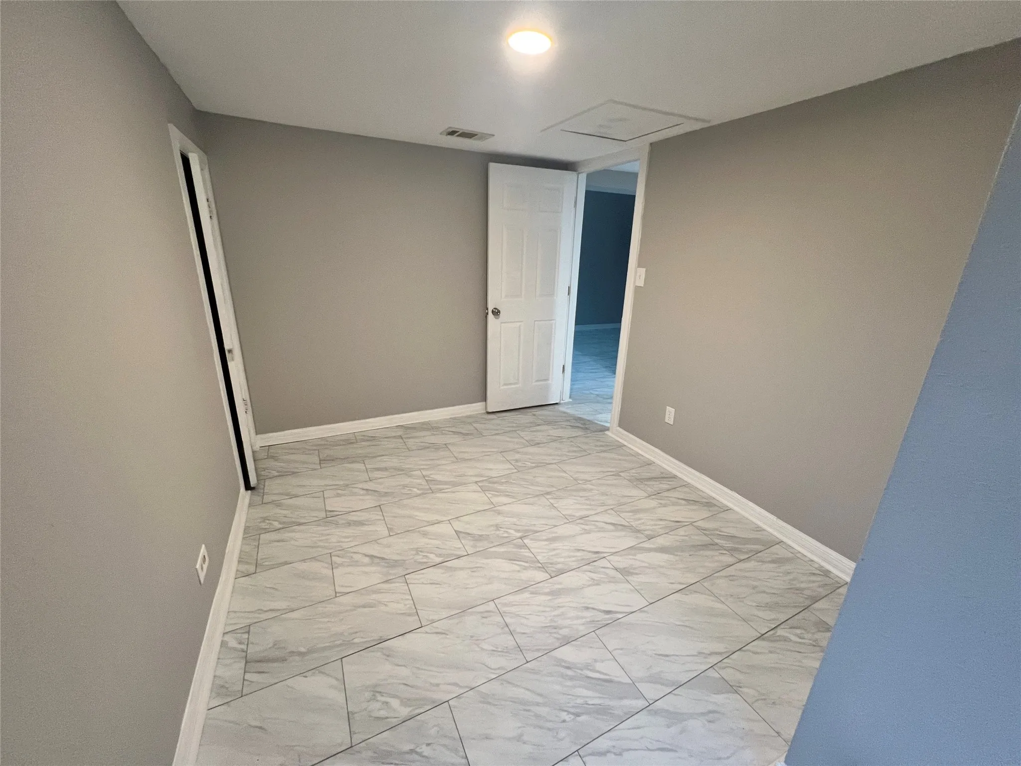 Duplex For Sale in Grayson County , 510 W Gandy Street, Denison, Texas 75020, 4 Bedrooms, 2 Bathrooms, Garage spaces, 0 Sqft, built in 1905, Price $320,000, mls#21329910, Real Estate Agent in Denison, Homes For Sale in Grayson county, Homes For Sale in Denison, Realtor in Denison Texas, Real Estate Brokerage Independent Realty Texas, Luminita Cordes Realtor