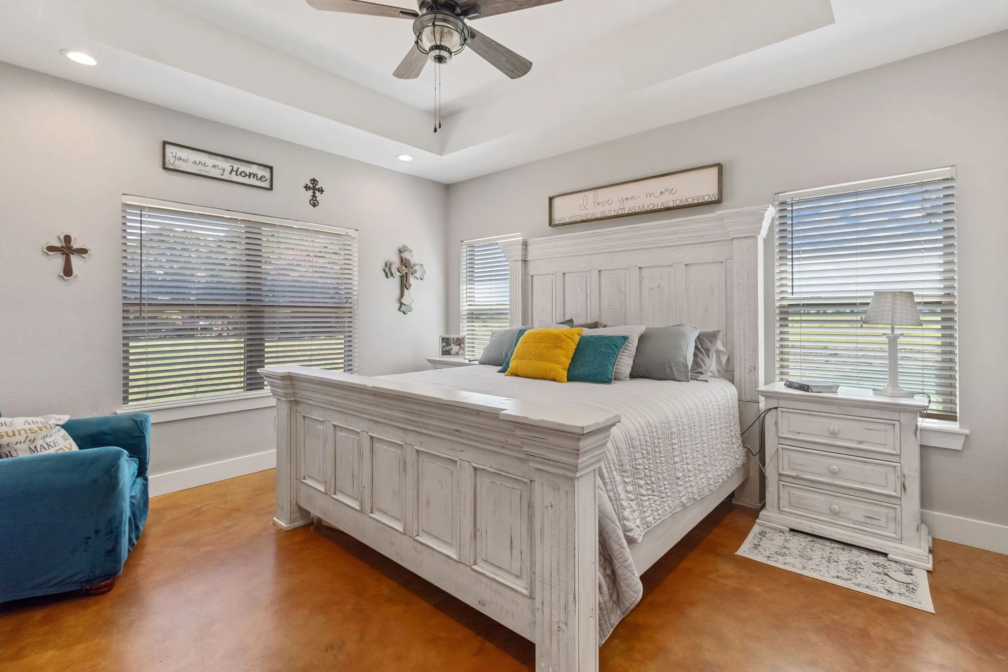 Single Family Residence For Sale in Henderson County , 5337 Dusty Road, Athens, Texas 75752, 4 Bedroom, 3 Bathroom, 1 Garage spaces, 2,561 Sqft, built in 2018, mls#21318382, Real Estate Agent in Athens, Homes For Sale in Henderson county, Homes For Sale in Athens, Realtor in Athens Texas, Real Estate Brokerage Independent Realty Texas, Luminita Cordes Realtor