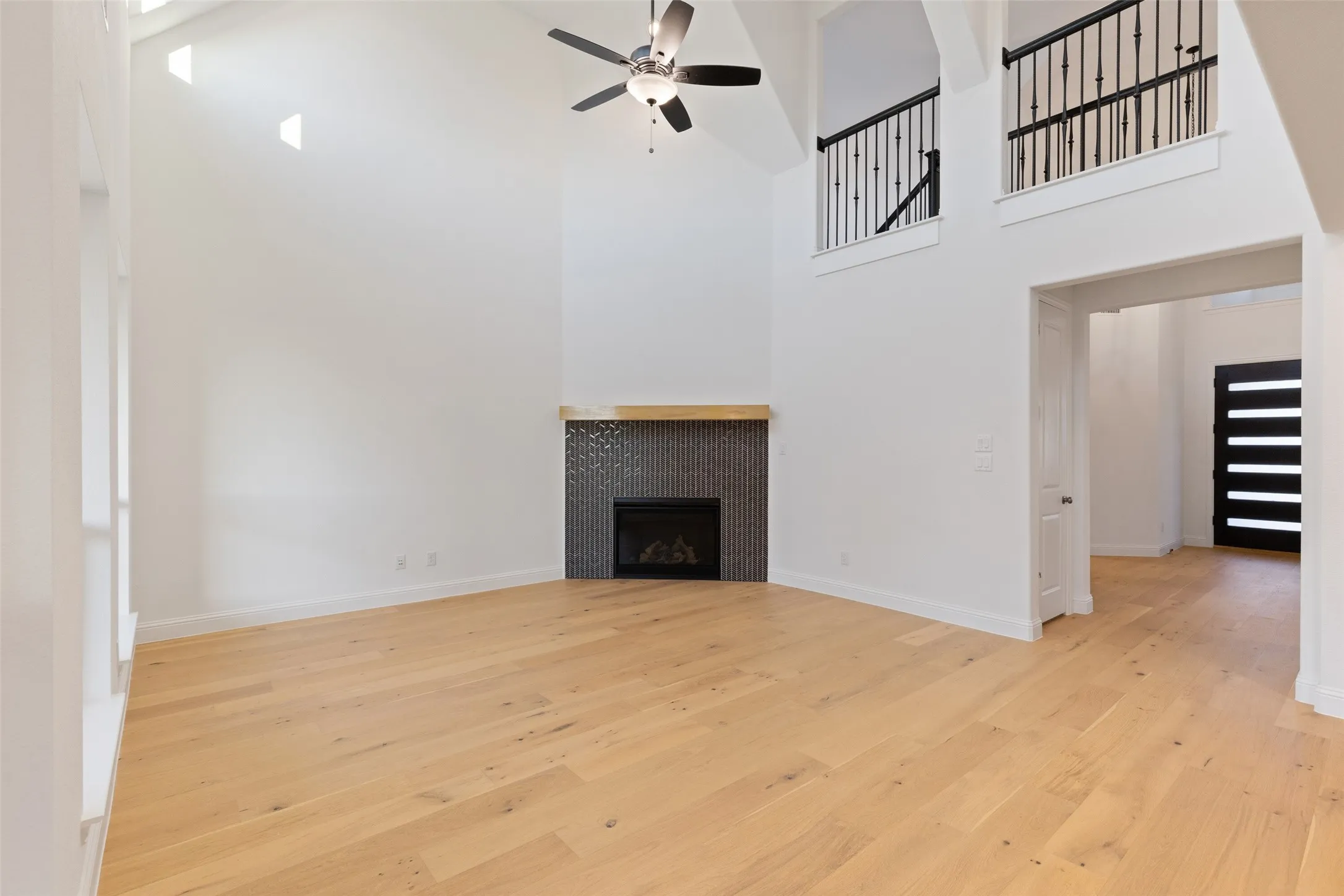 Single Family Residence For Rent in Collin County , 2380 Rainforest Drive, Prosper, Texas 75078, 5 Bedroom, 4 Bathroom, 3 Garage spaces, 3,253 Sqft, built in 2021, mls#21326403, Real Estate Agent in Prosper, Homes For Rent in Collin county, Homes For Rent in Prosper, Realtor in Prosper Texas, Real Estate Brokerage Independent Realty Texas, Luminita Cordes Realtor