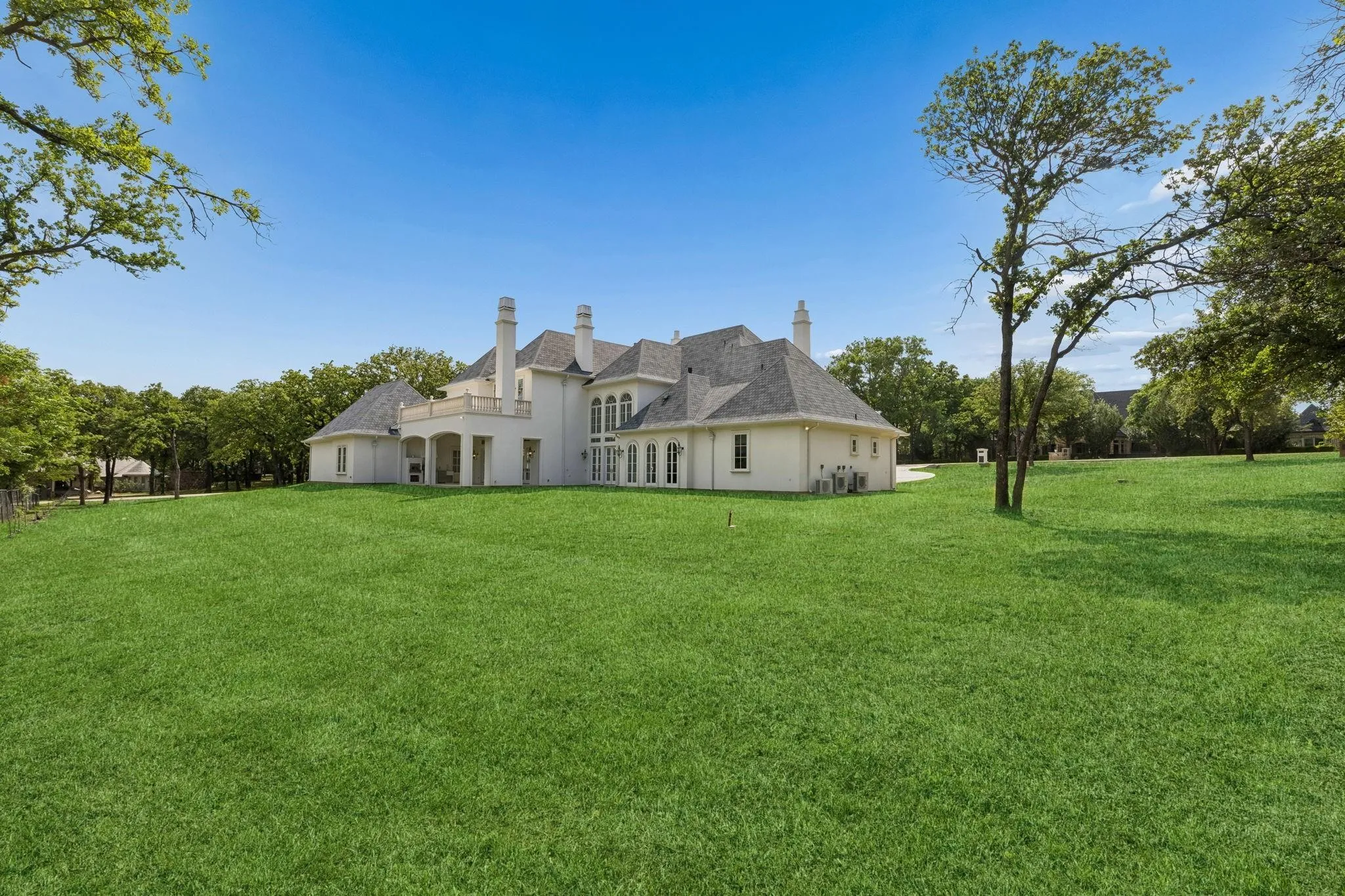 Single Family Residence For Sale in Tarrant County , 2003 Morgan Road, Southlake, Texas 76092, 5 Bedroom, 6 Bathroom, 4 Garage spaces, 6,724 Sqft, built in 2025, mls#21329942, Real Estate Agent in Southlake, Homes For Sale in Tarrant county, Homes For Sale in Southlake, Realtor in Southlake Texas, Real Estate Brokerage Independent Realty Texas, Luminita Cordes Realtor