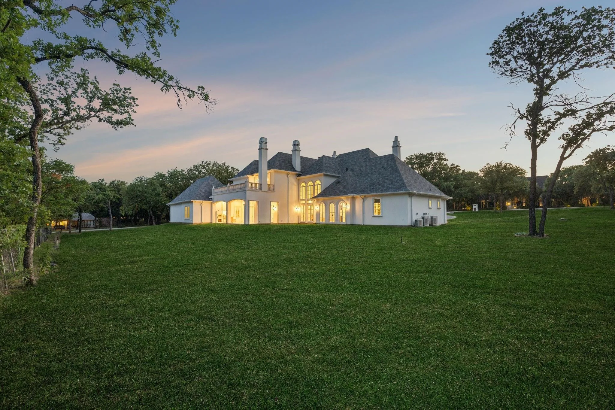 Single Family Residence For Sale in Tarrant County , 2003 Morgan Road, Southlake, Texas 76092, 5 Bedroom, 6 Bathroom, 4 Garage spaces, 6,724 Sqft, built in 2025, mls#21329942, Real Estate Agent in Southlake, Homes For Sale in Tarrant county, Homes For Sale in Southlake, Realtor in Southlake Texas, Real Estate Brokerage Independent Realty Texas, Luminita Cordes Realtor