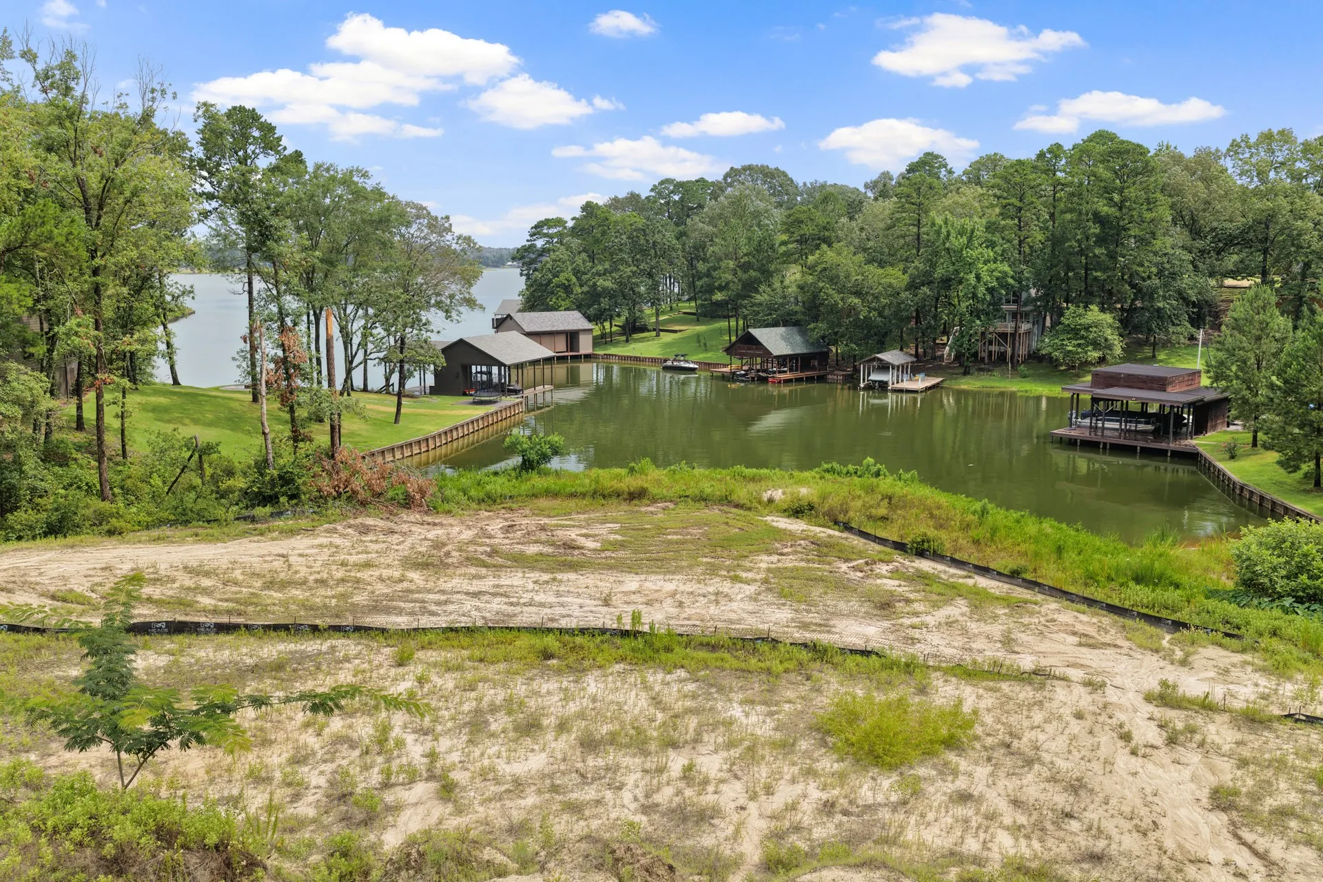 Improved Land For Sale in Franklin (TX) County , 4580 FM 3007, Scroggins, Texas 75480, 0, 0, Garage spaces, 0 Sqft, built in 0, Price $895,000, mls#21328135, Real Estate Agent in Scroggins, Homes For Sale in Franklin (TX) county, Homes For Sale in Scroggins, Realtor in Scroggins Texas, Real Estate Brokerage Independent Realty Texas, Luminita Cordes Realtor
