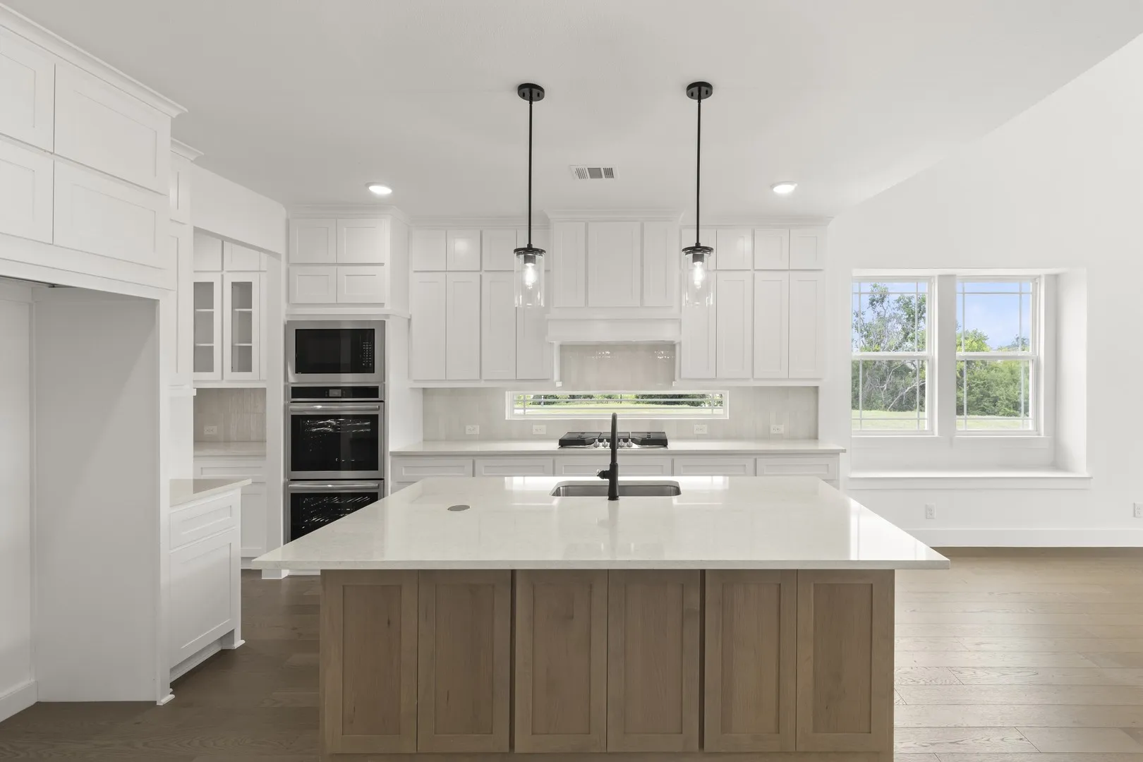 13. 8501 Cross Timber - Kitchen