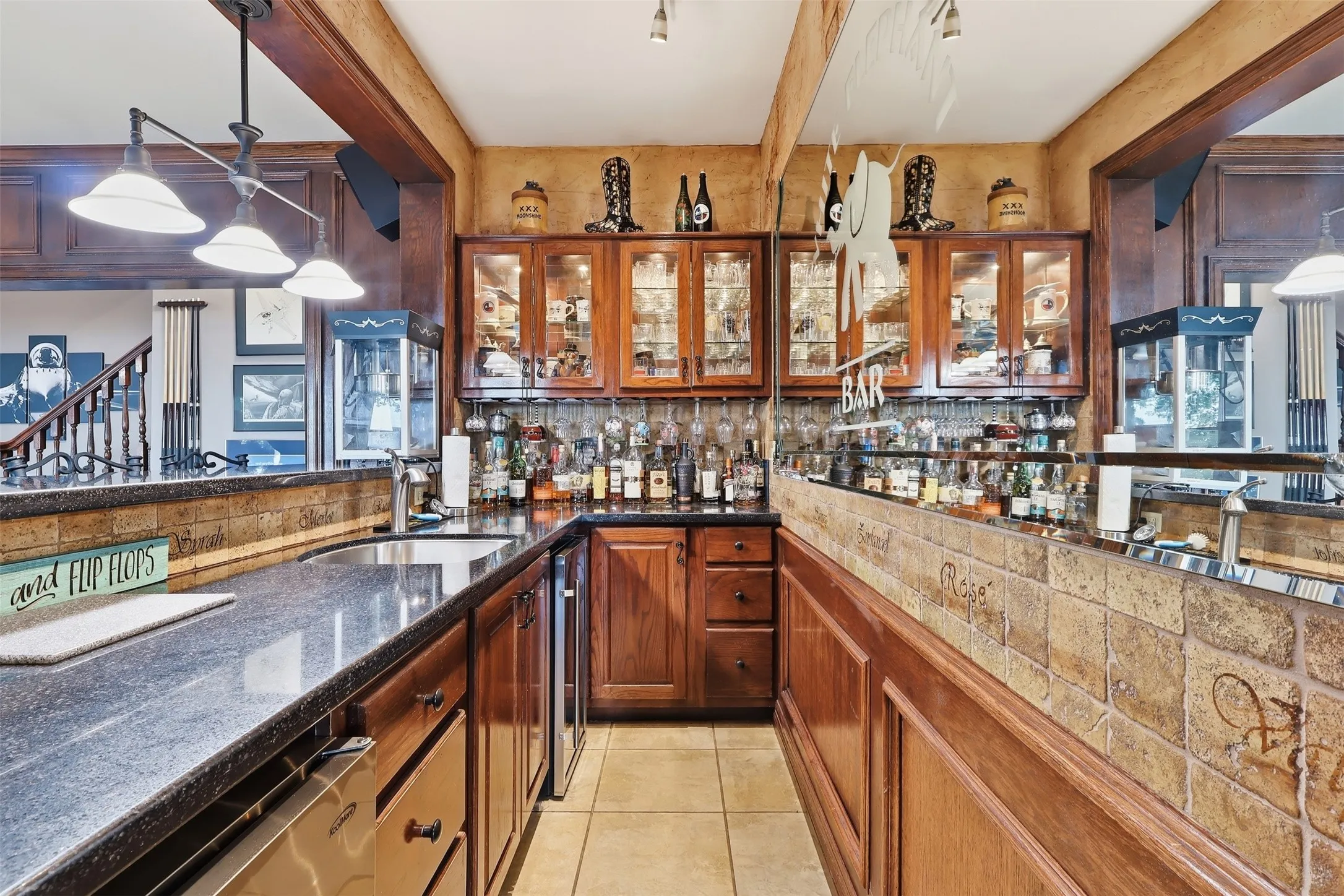 Single Family Residence For Sale in Camp County , 90 County Road 2607, Pittsburg, Texas 75686, 4 Bedroom, 4 Bathroom, 2 Garage spaces, 4,277 Sqft, built in 2004, mls#21329748, Real Estate Agent in Pittsburg, Homes For Sale in Camp county, Homes For Sale in Pittsburg, Realtor in Pittsburg Texas, Real Estate Brokerage Independent Realty Texas, Luminita Cordes Realtor